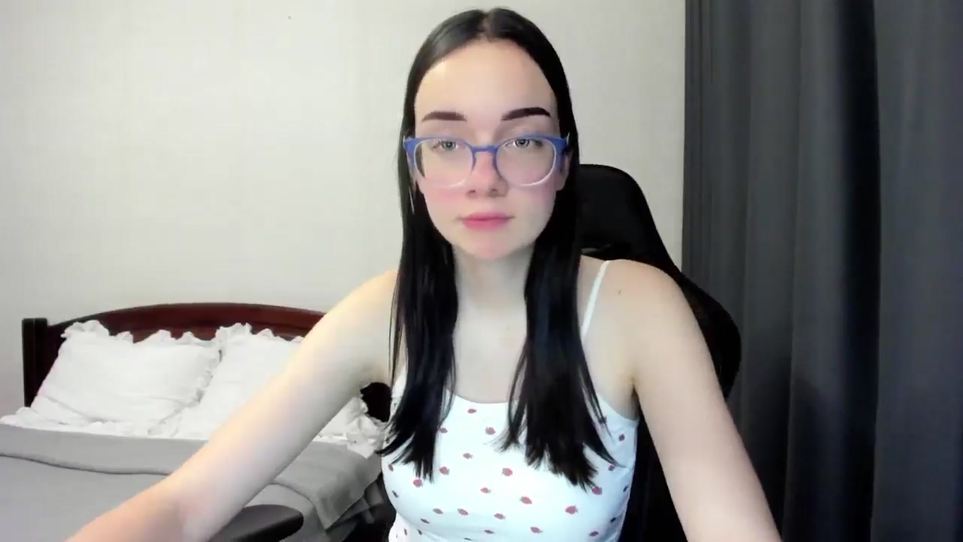 Gallery image thumbnail from Baby_Melania's myfreecams stream on, 10/28/2025, 23:18 image 2 of 20