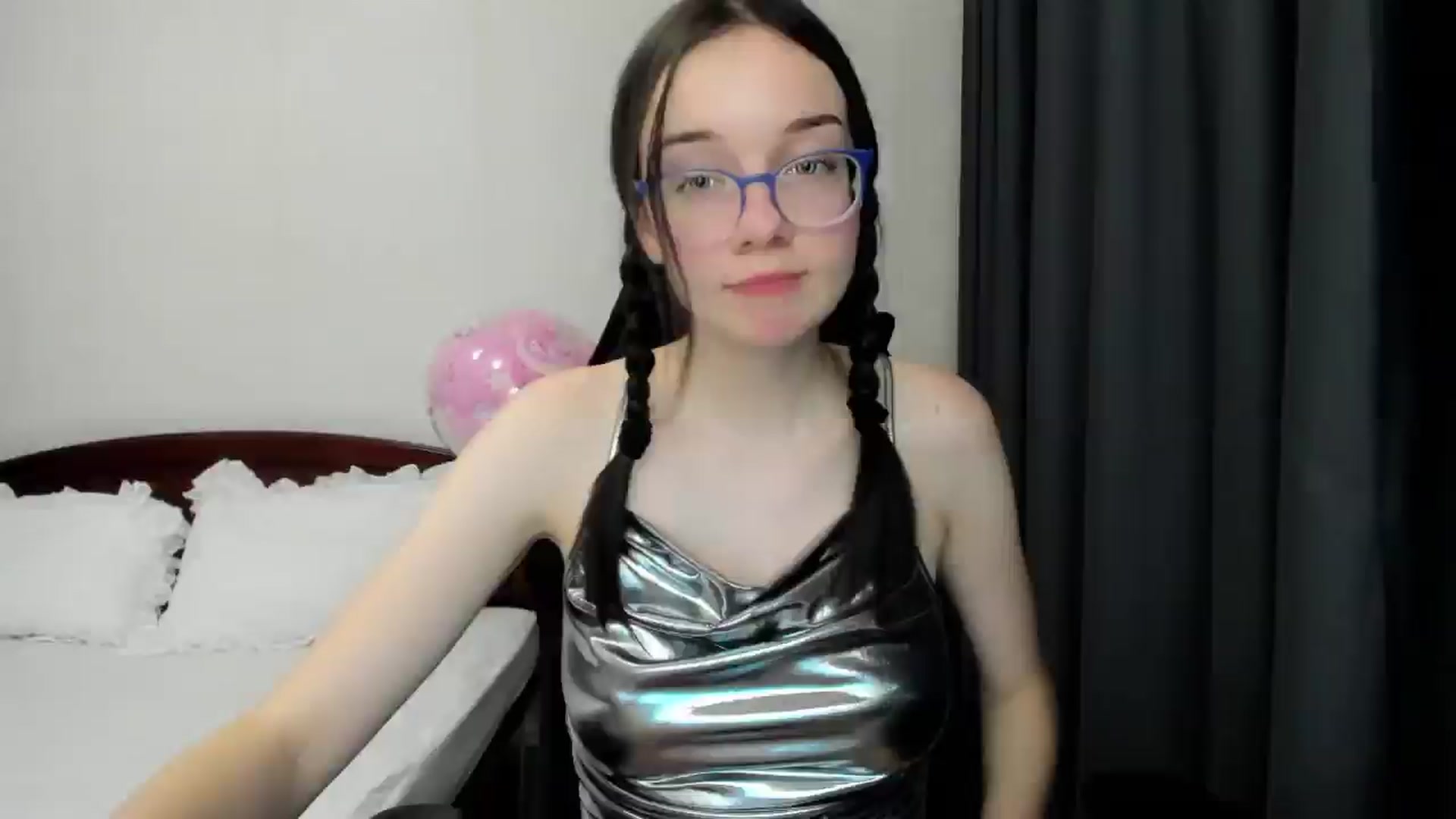 Gallery image thumbnail from Baby_Melania's myfreecams stream on, 11/06/2025, 18:32 image 1 of 20