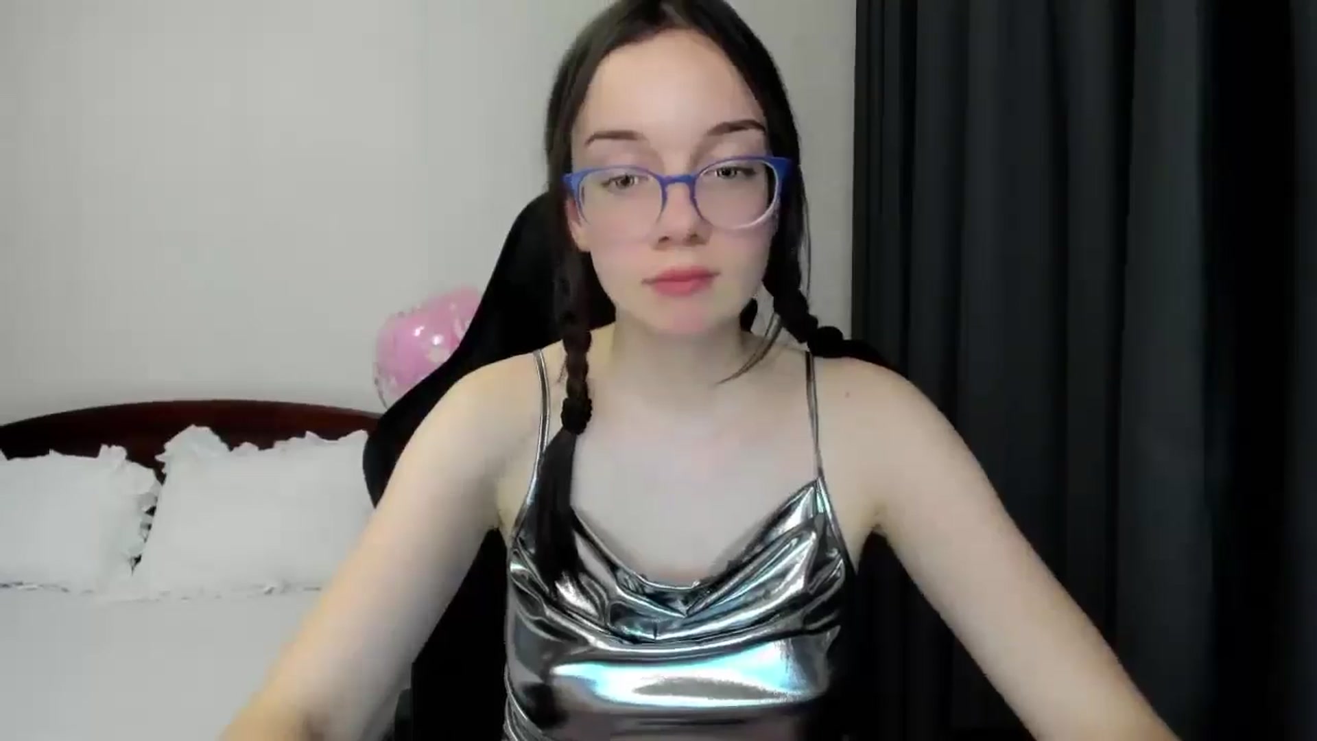 Gallery image thumbnail from Baby_Melania's myfreecams stream on, 11/06/2025, 18:32 image 15 of 20