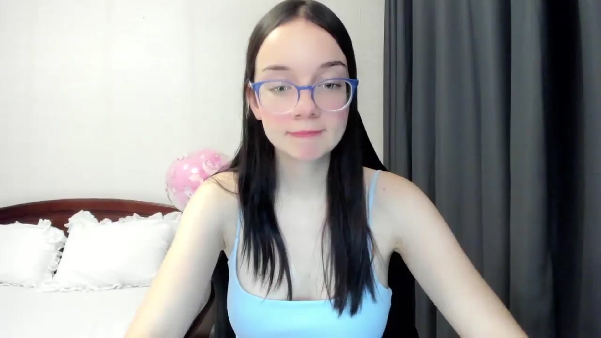 Gallery image thumbnail from Baby_Melania's myfreecams stream on, 11/06/2025, 21:40 image 16 of 20