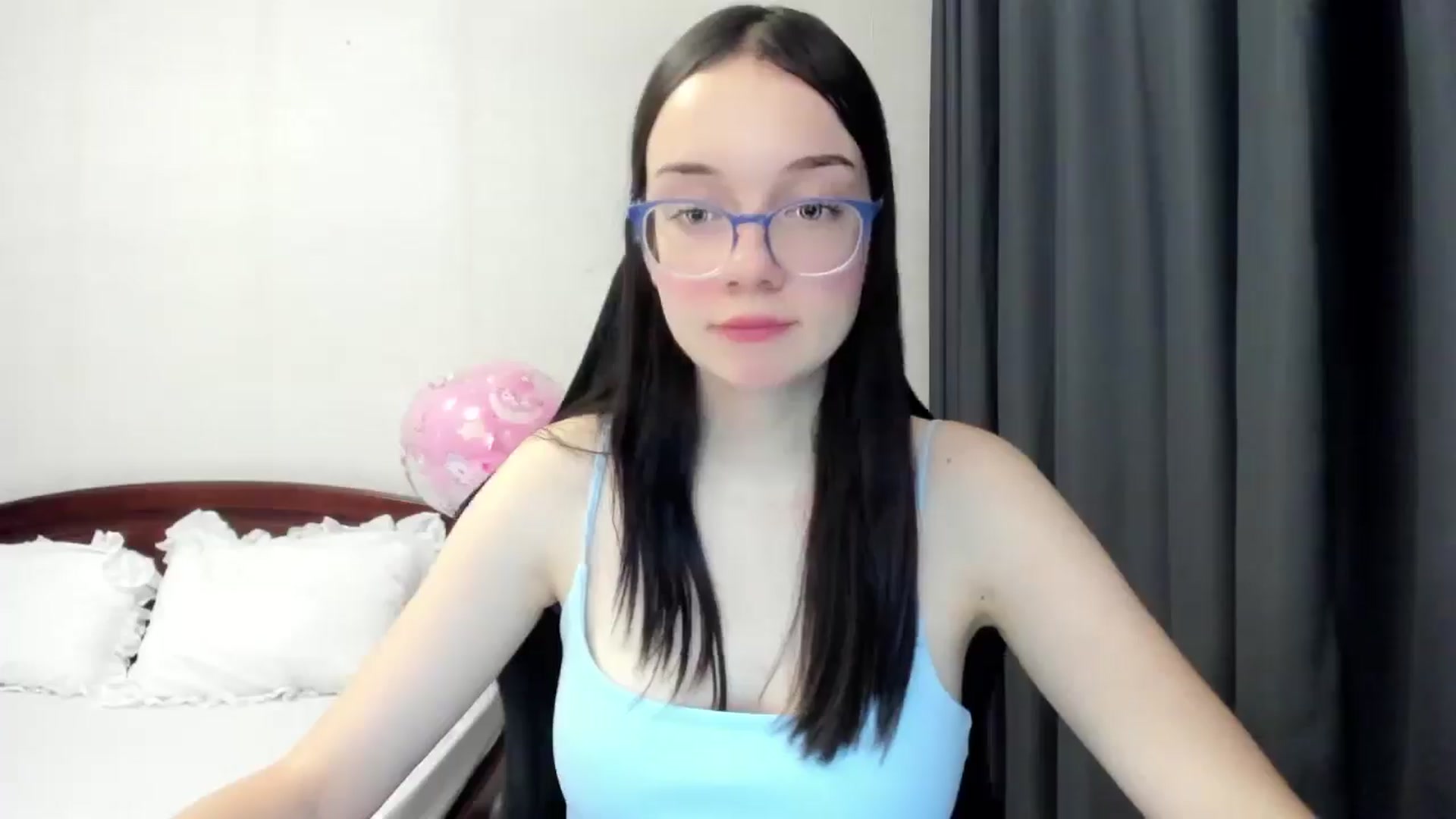 Gallery image thumbnail from Baby_Melania's myfreecams stream on, 11/06/2025, 21:40 image 14 of 20