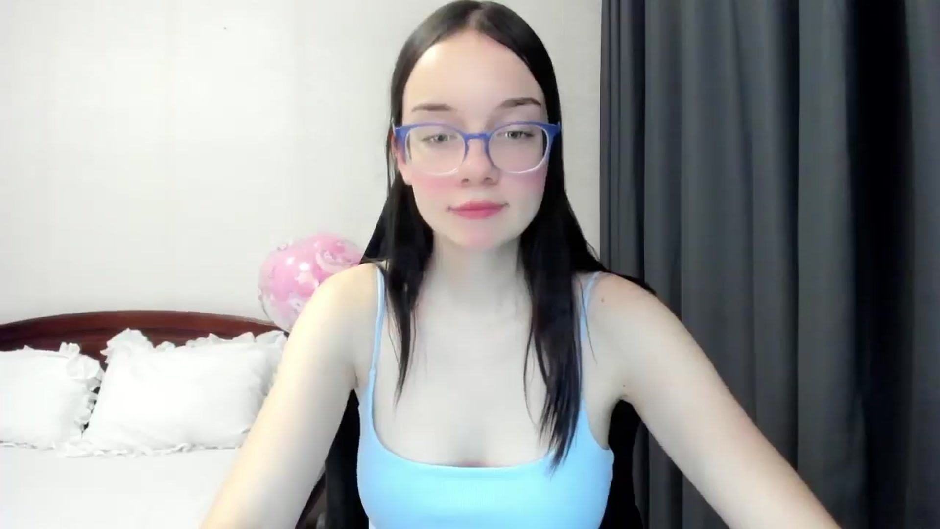 Gallery image thumbnail from Baby_Melania's myfreecams stream on, 11/06/2025, 21:40 image 17 of 20