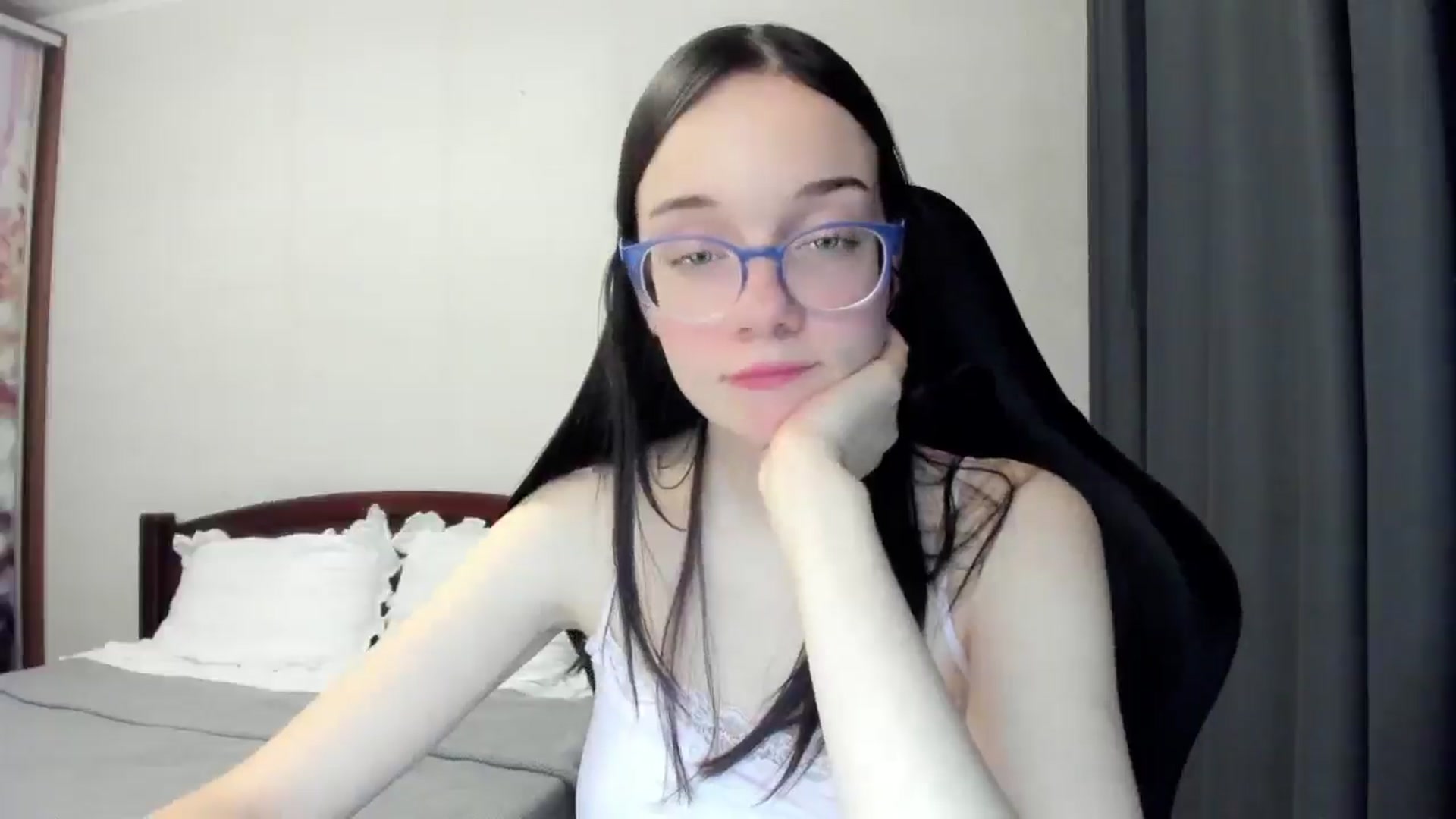 Gallery image thumbnail from Baby_Melania's myfreecams stream on, 11/08/2025, 17:50 image 3 of 20