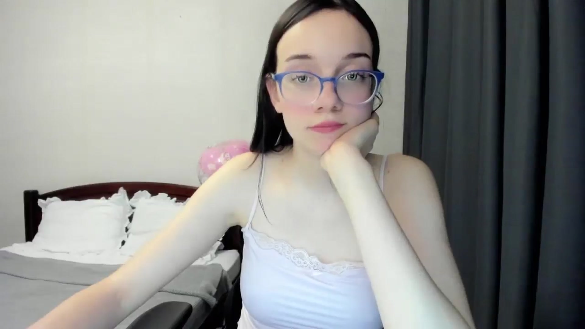 Gallery image thumbnail from Baby_Melania's myfreecams stream on, 11/08/2025, 18:45 image 10 of 20