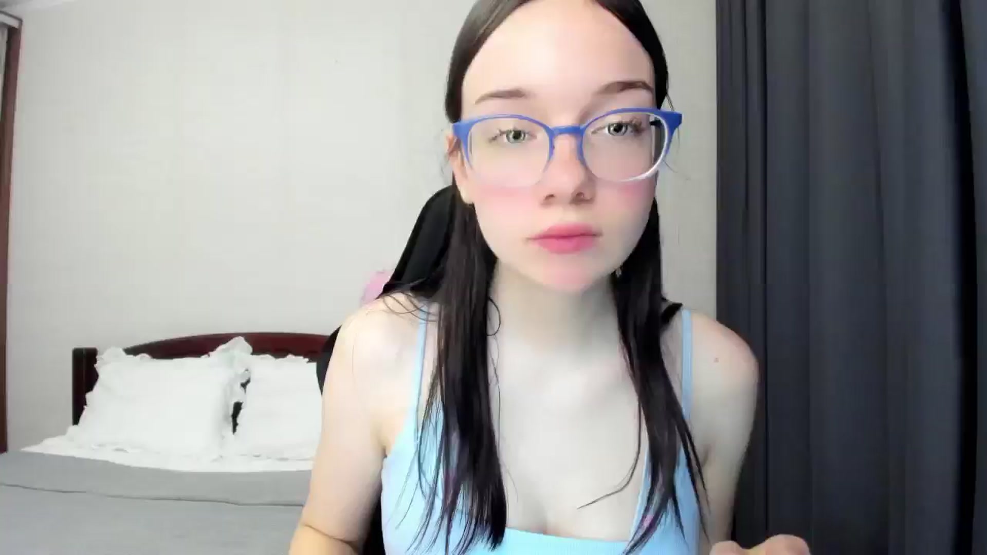 Gallery image thumbnail from Baby_Melania's myfreecams stream on, 11/09/2025, 21:21 image 16 of 20