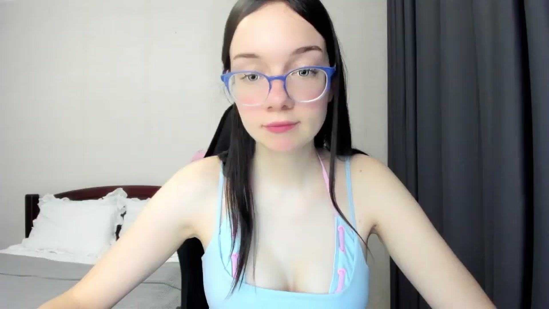 Gallery image thumbnail from Baby_Melania's myfreecams stream on, 11/09/2025, 21:21 image 11 of 20