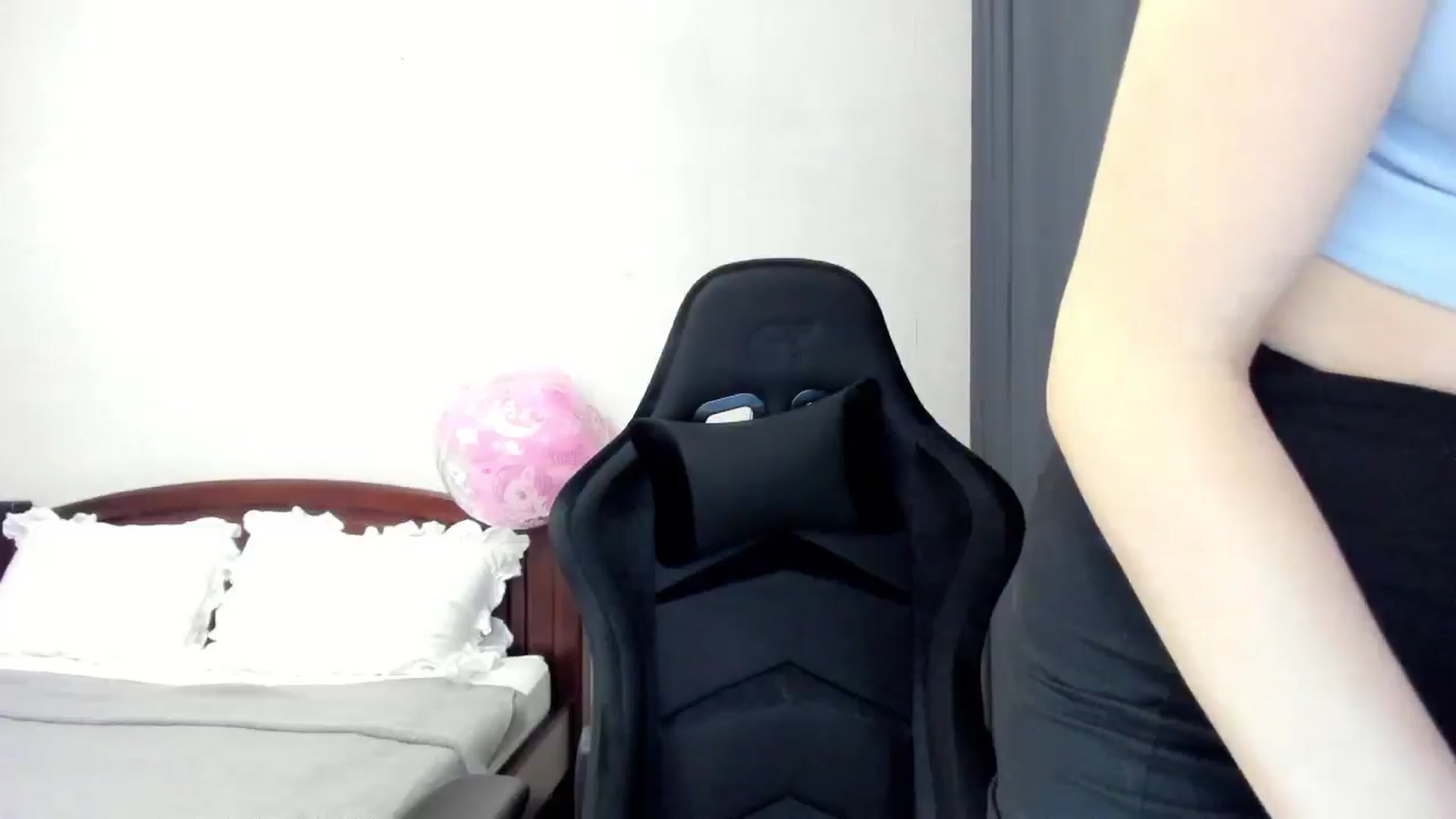 Gallery image thumbnail from Baby_Melania's myfreecams stream on, 11/11/2025, 01:20 image 7 of 20