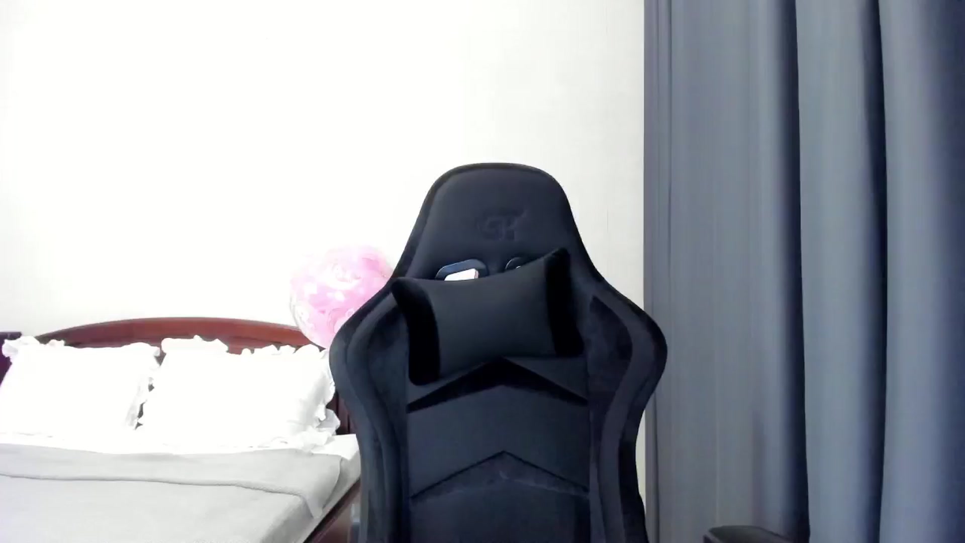 Gallery image thumbnail from Baby_Melania's myfreecams stream on, 11/11/2025, 01:20 image 4 of 20