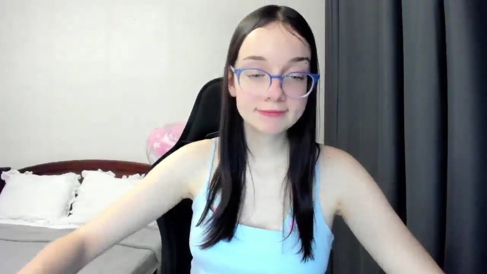 Gallery image thumbnail from Baby_Melania's myfreecams stream on, 11/11/2025, 01:20 image 17 of 20