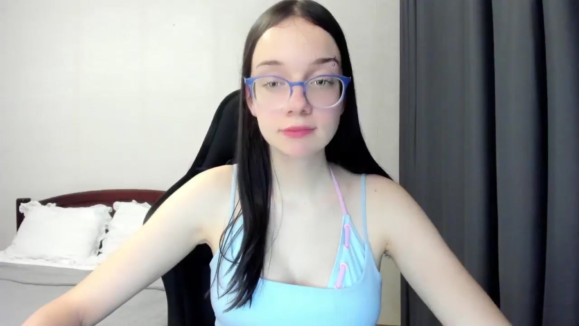 Gallery image thumbnail from Baby_Melania's myfreecams stream on, 11/11/2025, 01:48 image 15 of 20