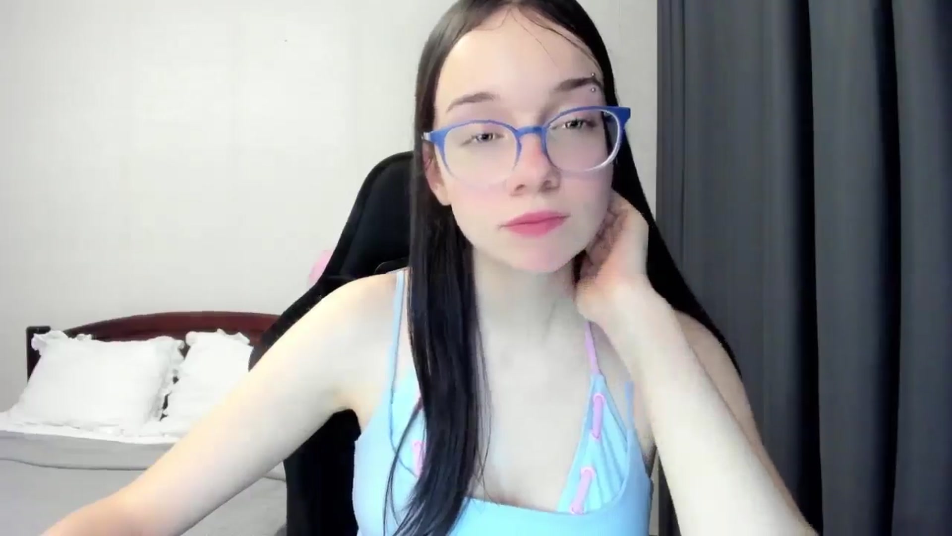 Gallery image thumbnail from Baby_Melania's myfreecams stream on, 11/11/2025, 01:48 image 13 of 20