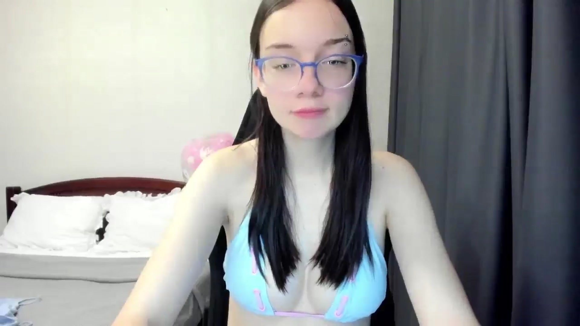 Gallery image thumbnail from Baby_Melania's myfreecams stream on, 11/12/2025, 07:26 image 4 of 20