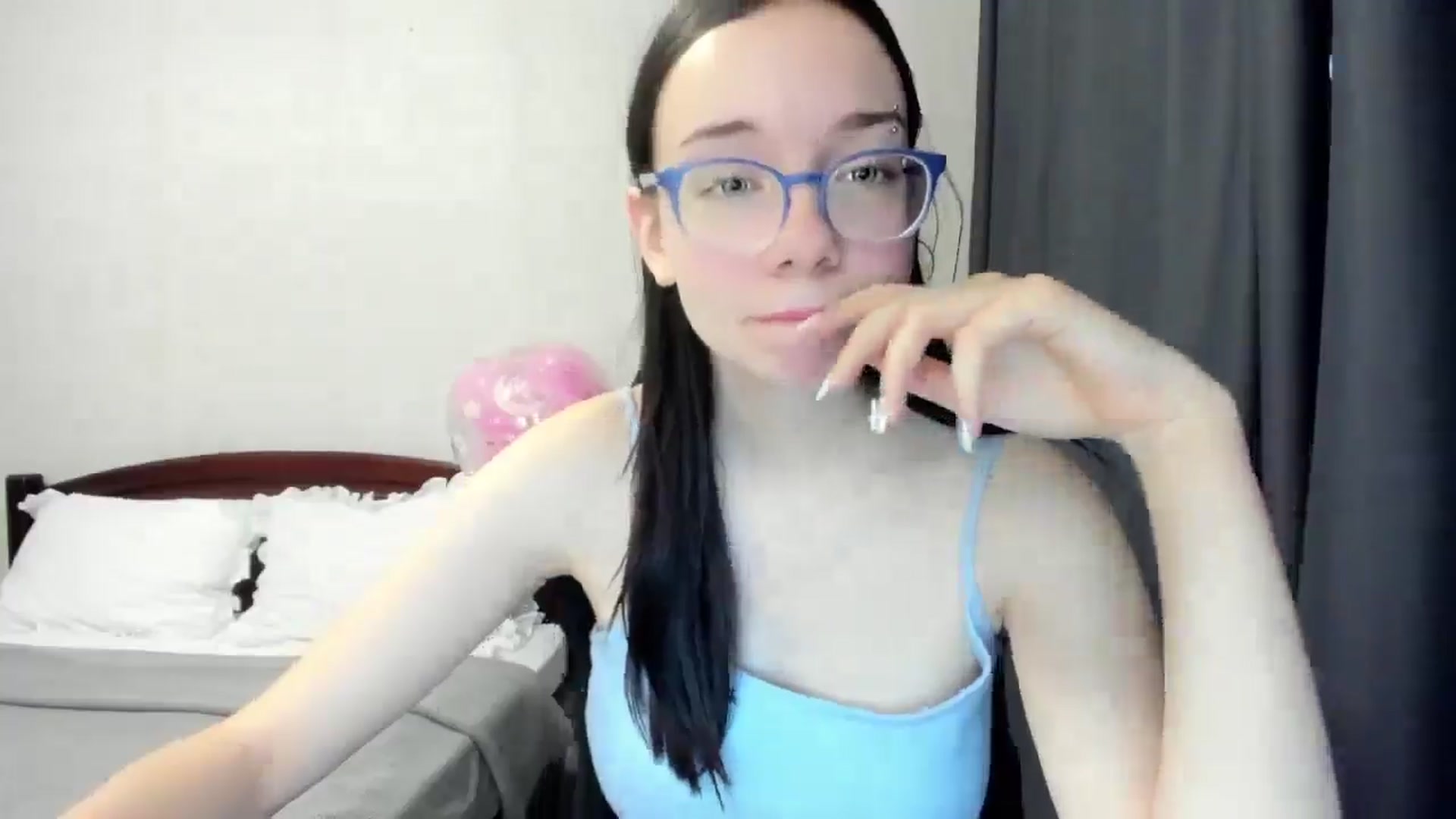 Gallery image thumbnail from Baby_Melania's myfreecams stream on, 11/12/2025, 07:26 image 12 of 20
