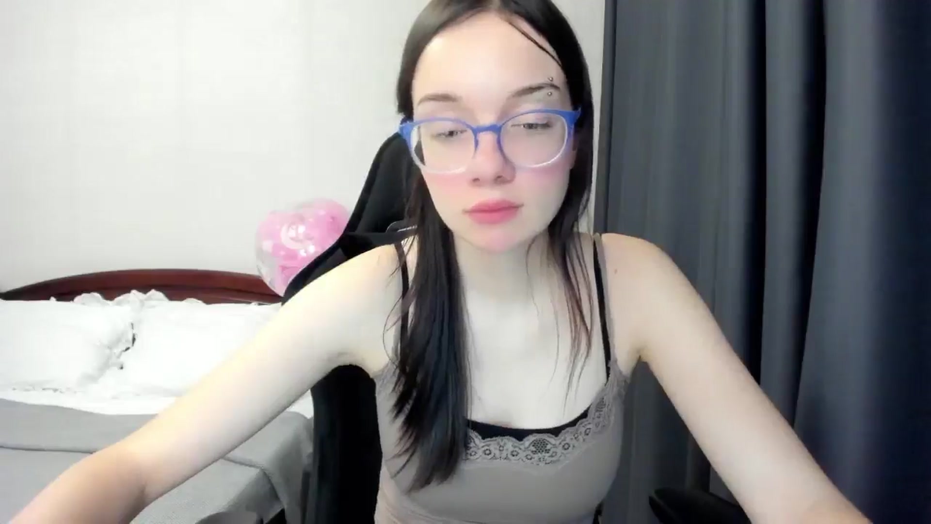 Gallery image thumbnail from Baby_Melania's myfreecams stream on, 11/13/2025, 03:26 image 15 of 20
