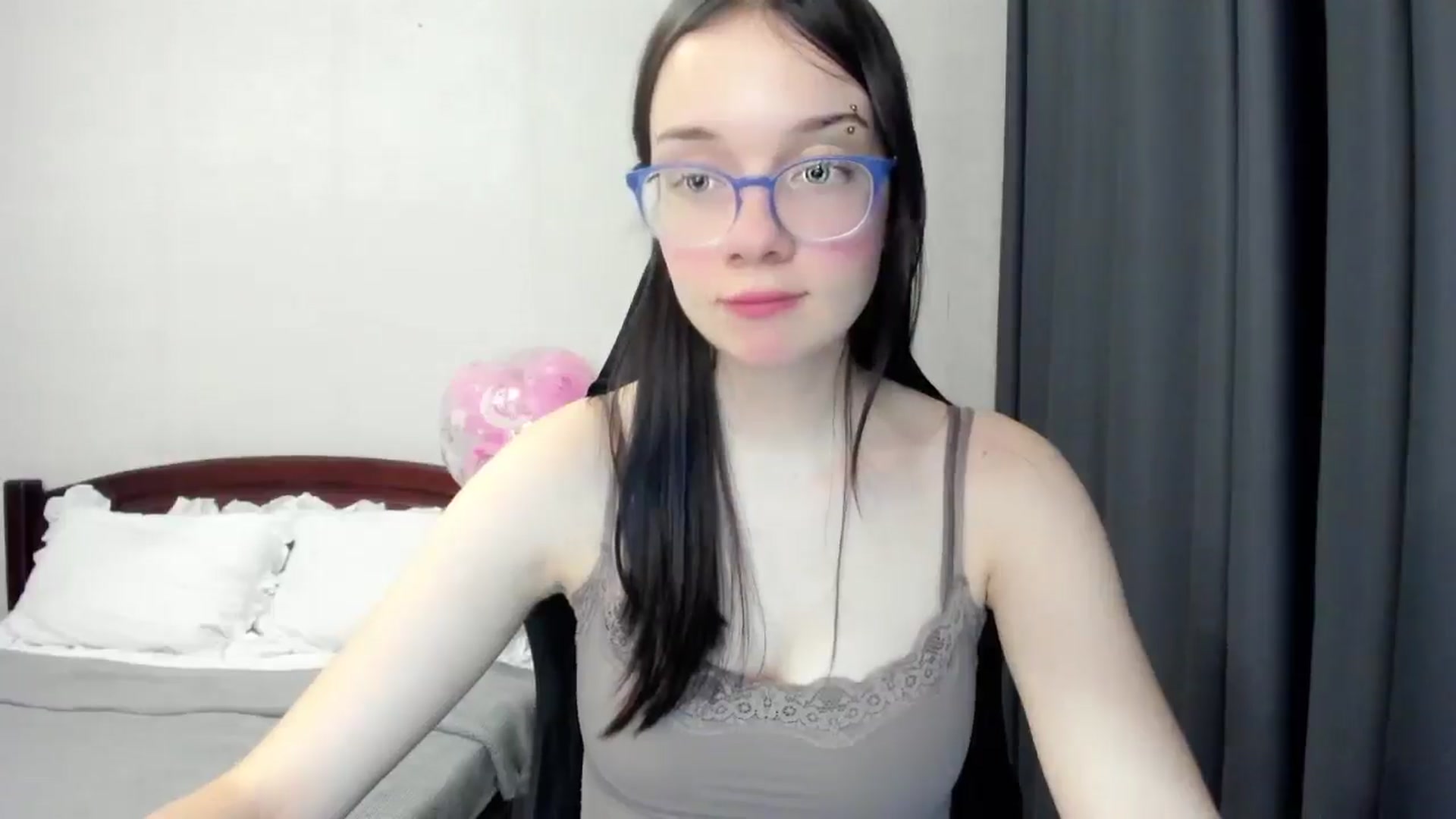 Gallery image thumbnail from Baby_Melania's myfreecams stream on, 11/14/2025, 24:57 image 15 of 20
