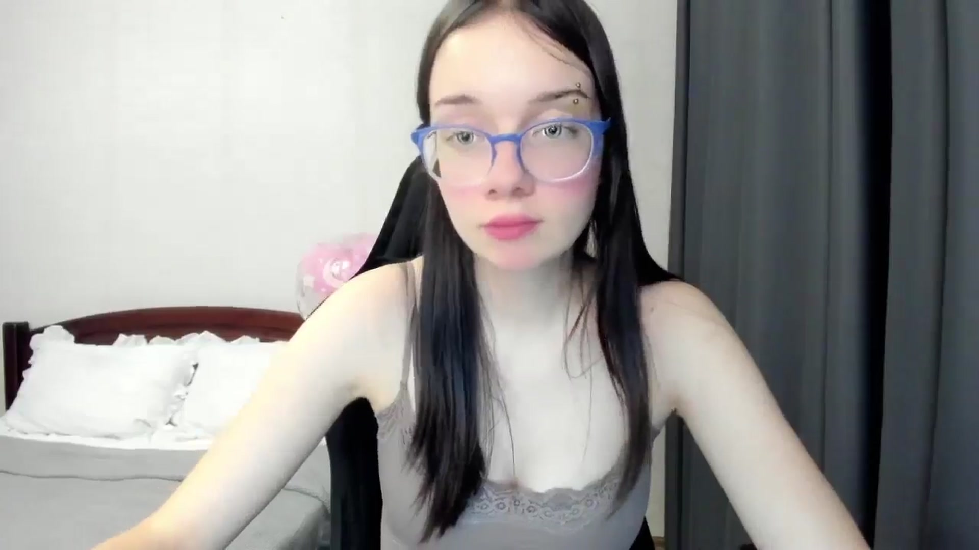 Gallery image thumbnail from Baby_Melania's myfreecams stream on, 11/14/2025, 24:57 image 11 of 20
