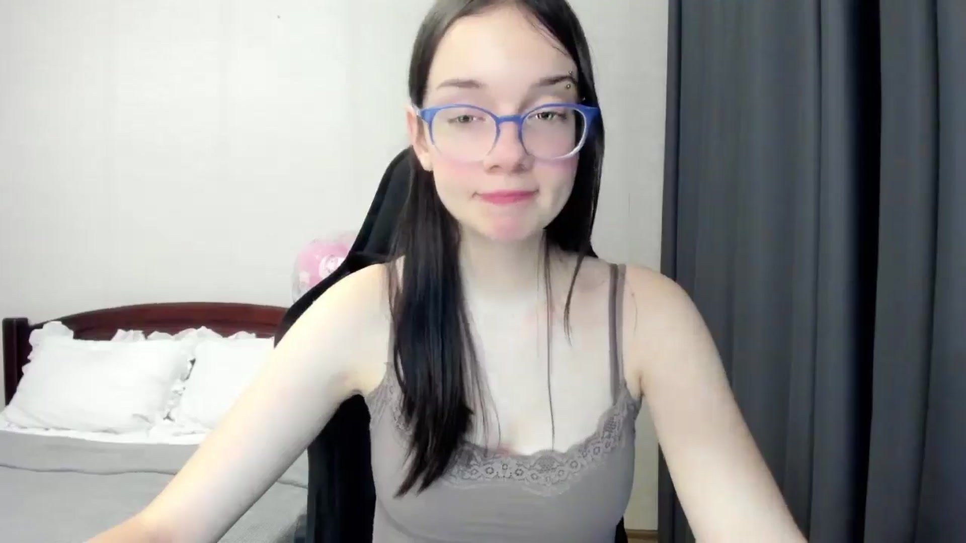 Gallery image thumbnail from Baby_Melania's myfreecams stream on, 11/14/2025, 24:57 image 16 of 20