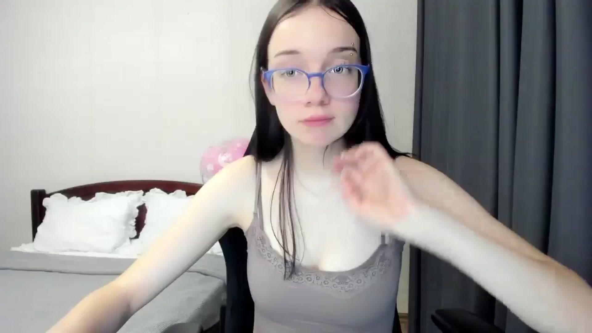 Gallery image thumbnail from Baby_Melania's myfreecams stream on, 11/14/2025, 15:50 image 15 of 20