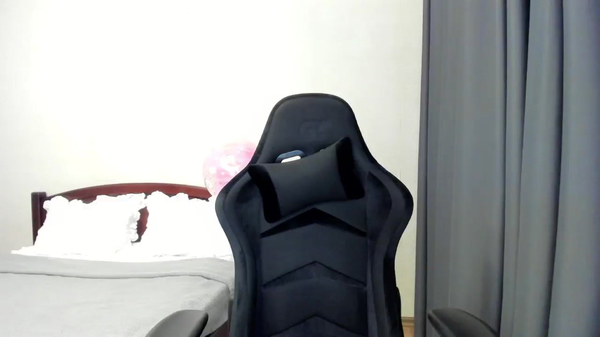Gallery image thumbnail from Baby_Melania's myfreecams stream on, 11/14/2025, 15:50 image 18 of 20