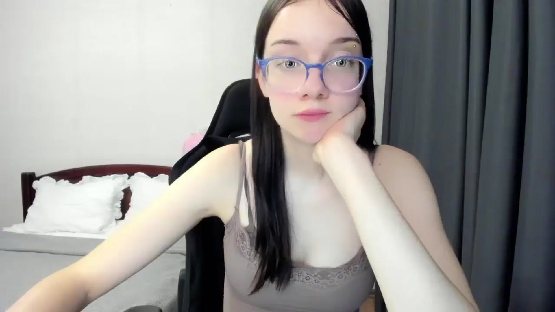 Gallery image thumbnail from Baby_Melania's myfreecams stream on, 11/14/2025, 16:50 image 18 of 20