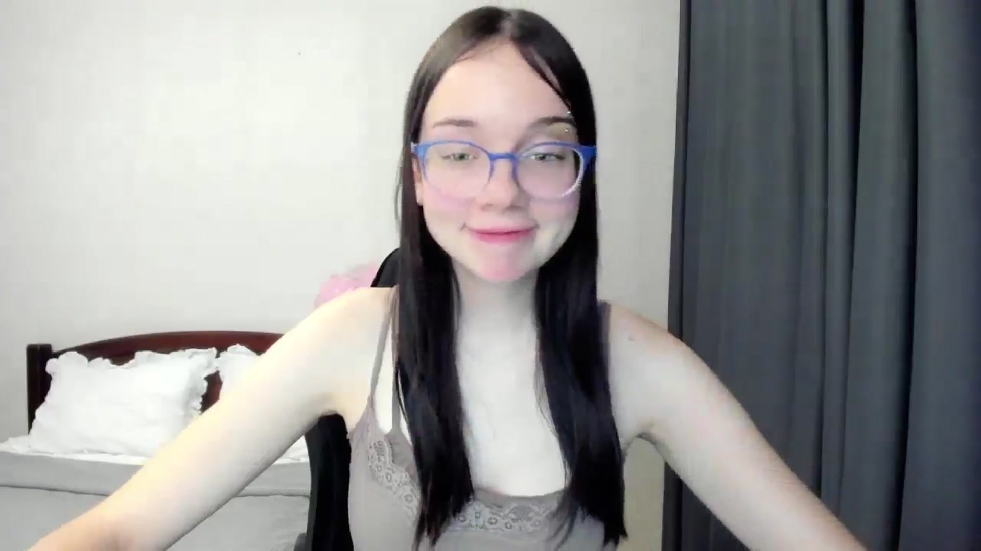 Gallery image thumbnail from Baby_Melania's myfreecams stream on, 11/14/2025, 18:02 image 16 of 20