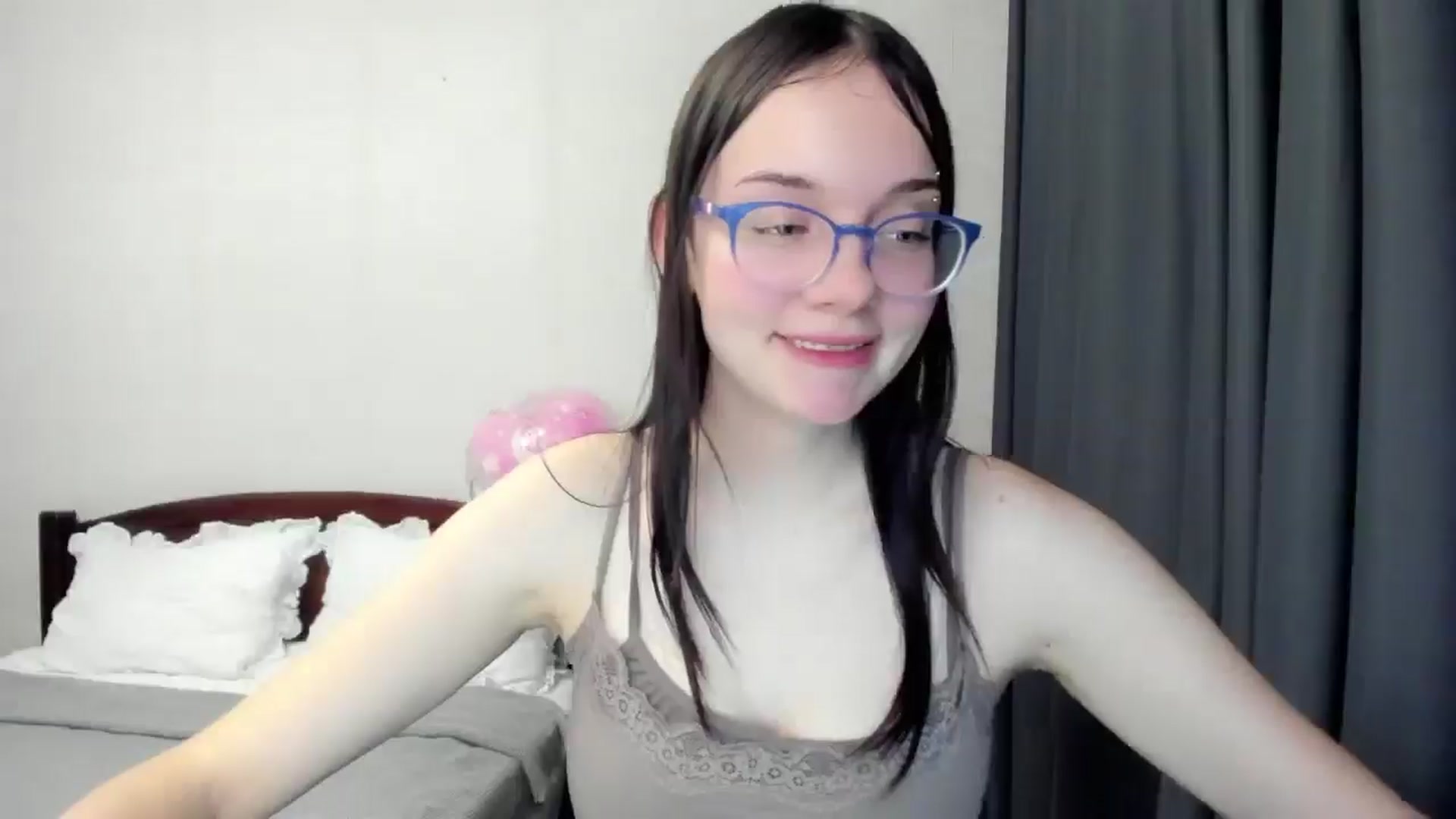 Gallery image thumbnail from Baby_Melania's myfreecams stream on, 11/14/2025, 18:02 image 20 of 20