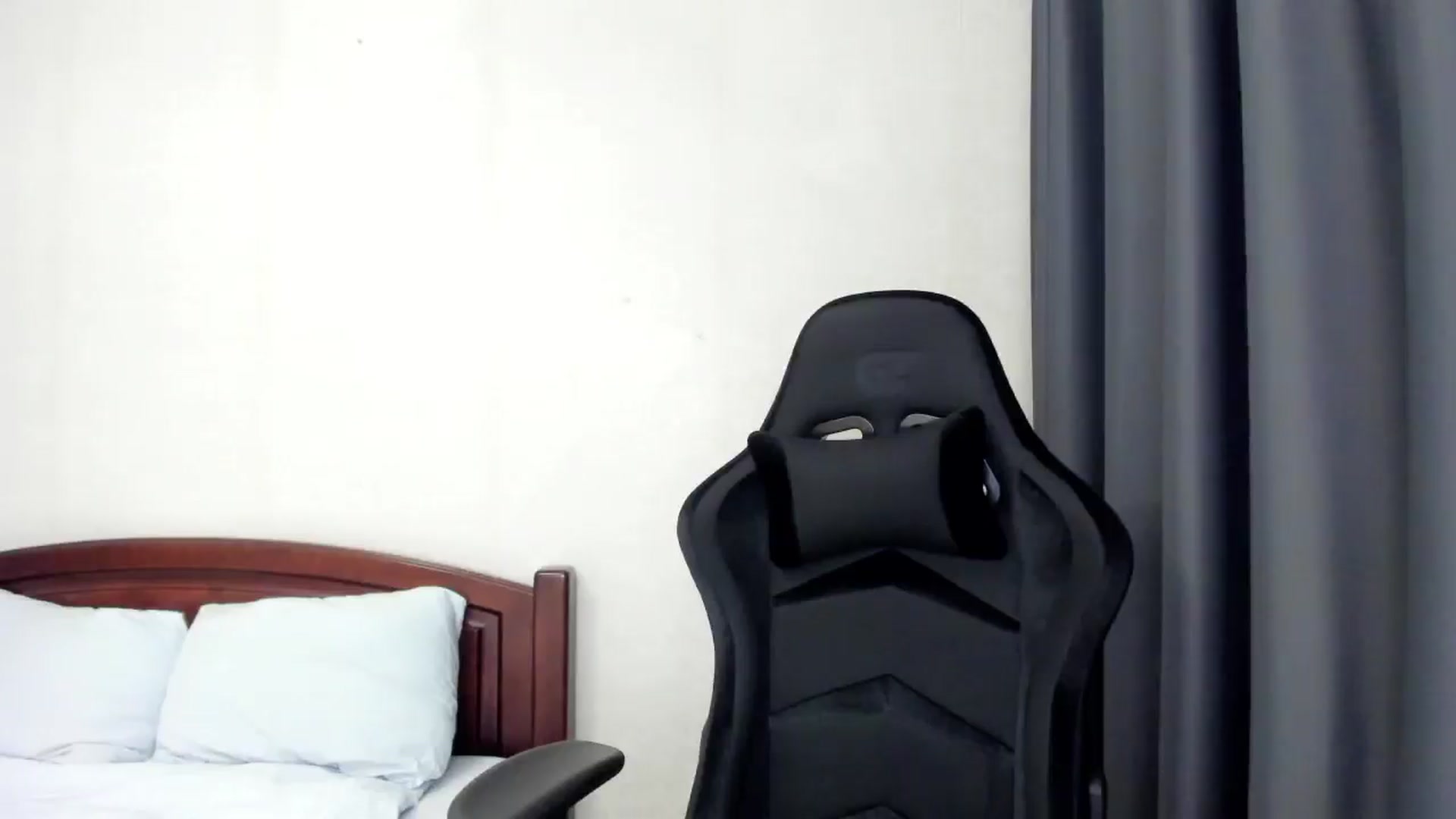 Gallery image thumbnail from Baby_Melania's myfreecams stream on, 12/10/2025, 02:49 image 7 of 20