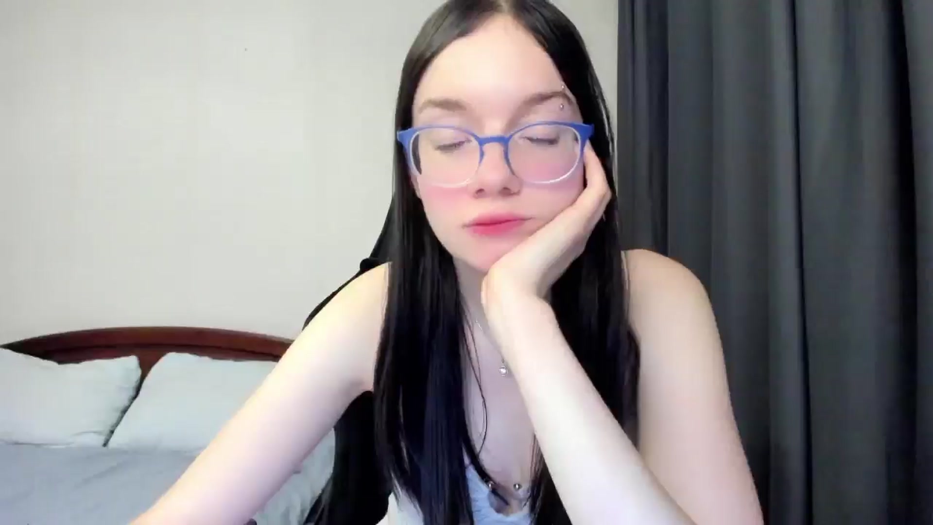 Gallery image thumbnail from Baby_Melania's myfreecams stream on, 12/13/2025, 17:27 image 5 of 20