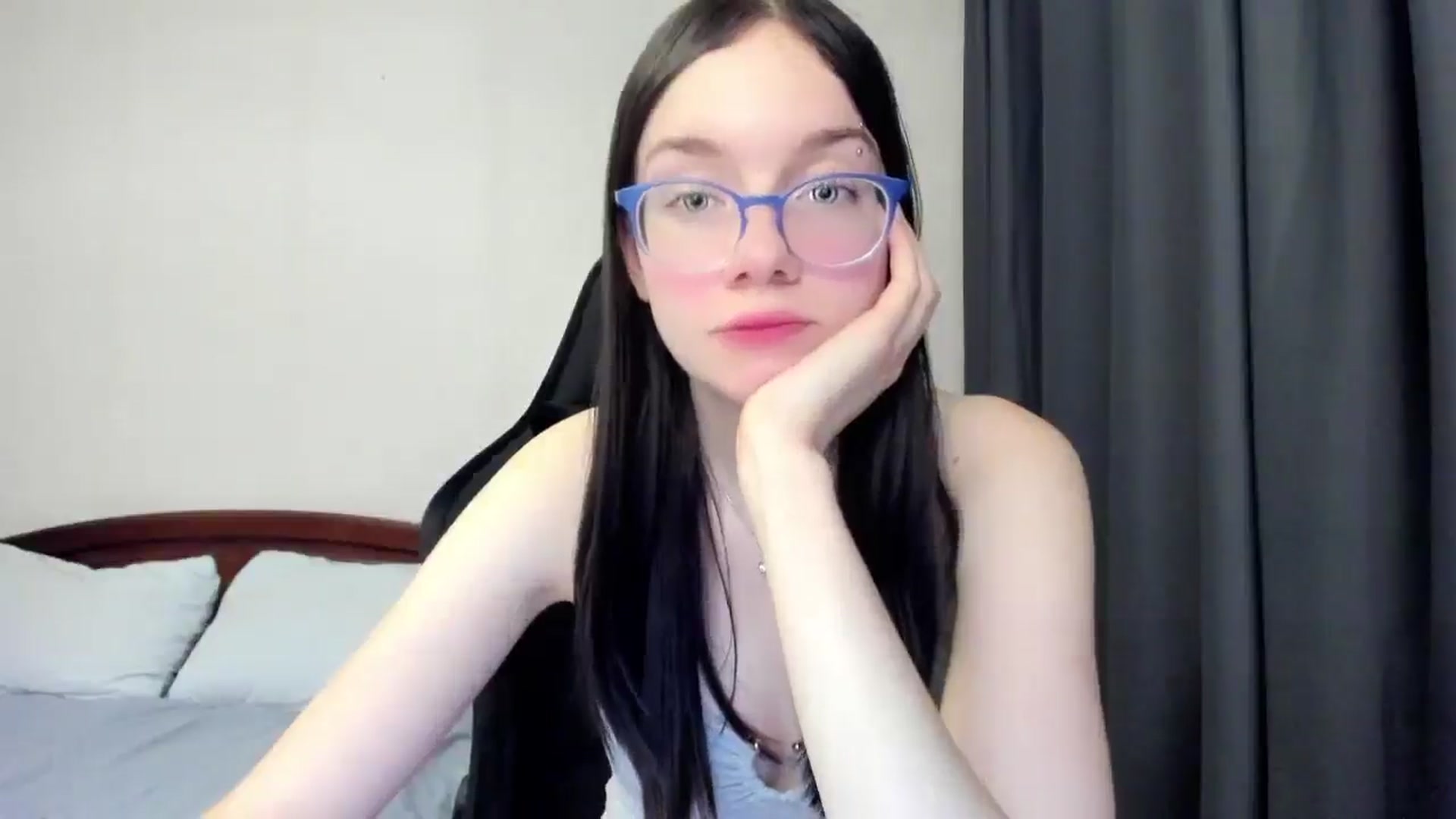 Gallery image thumbnail from Baby_Melania's myfreecams stream on, 12/13/2025, 17:27 image 7 of 20