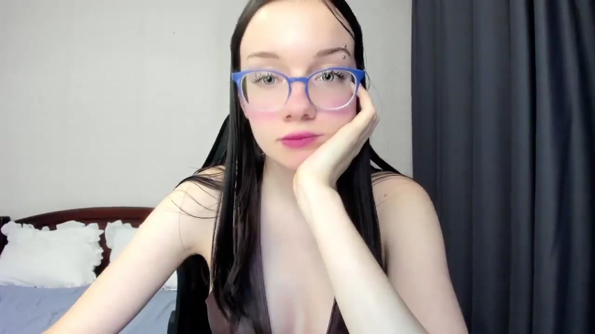 Gallery image thumbnail from Baby_Melania's myfreecams stream on, 12/21/2025, 23:56 image 4 of 20