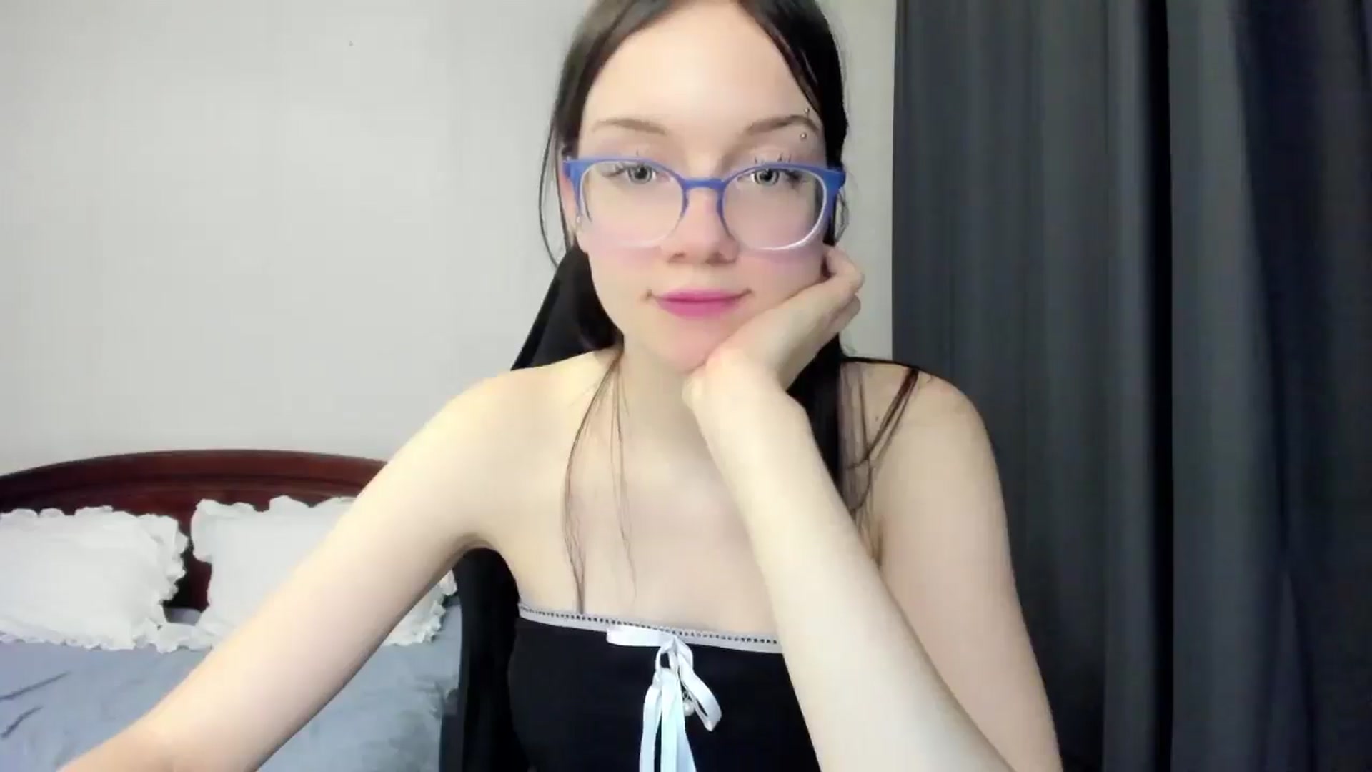Gallery image thumbnail from Baby_Melania's myfreecams stream on, 12/23/2025, 01:25 image 7 of 20