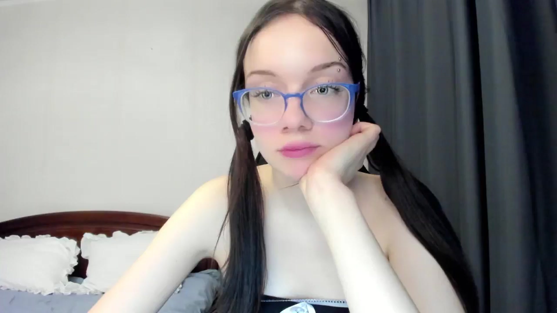 Gallery image thumbnail from Baby_Melania's myfreecams stream on, 12/23/2025, 01:25 image 20 of 20