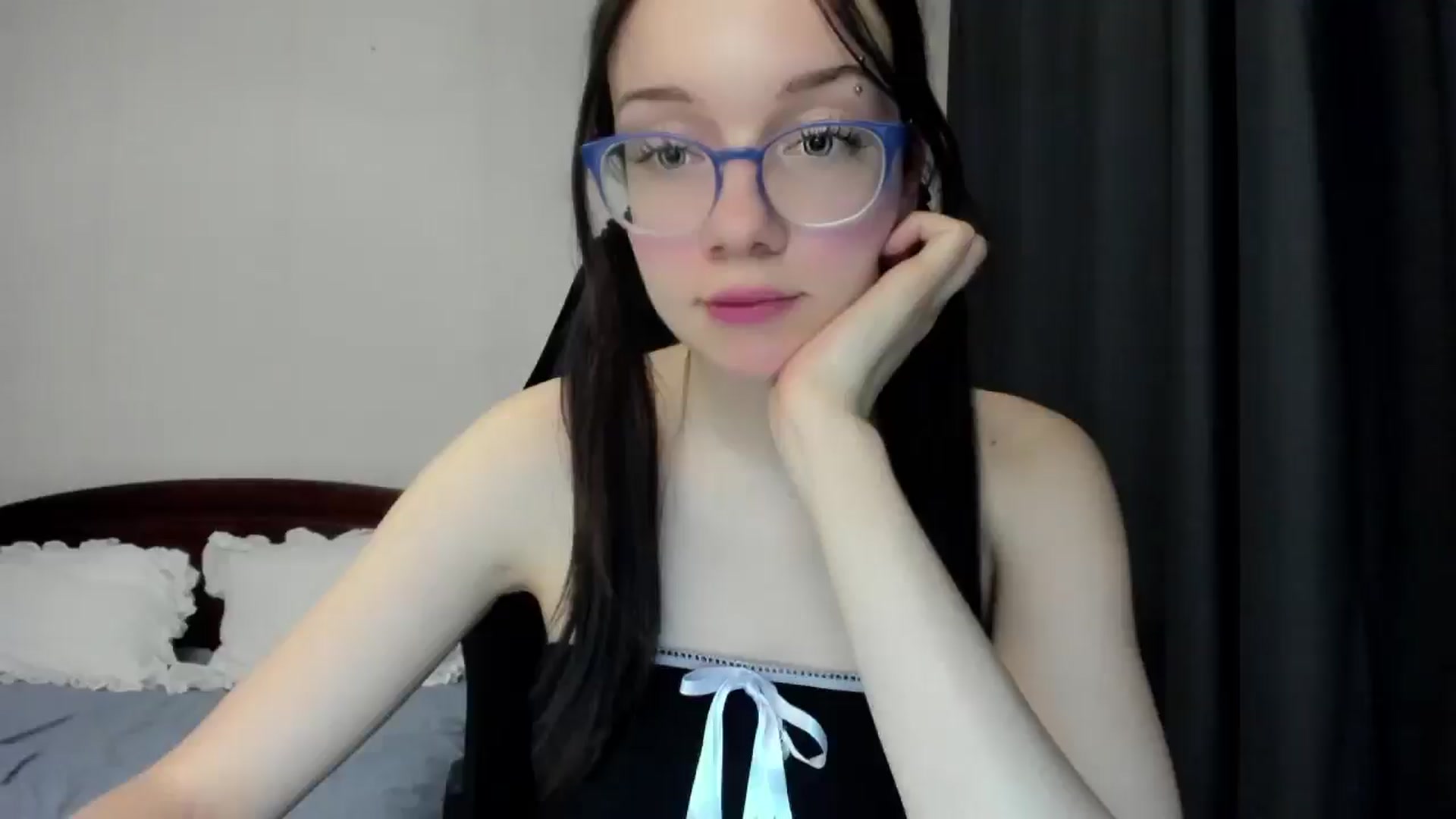 Gallery image thumbnail from Baby_Melania's myfreecams stream on, 12/23/2025, 01:25 image 13 of 20