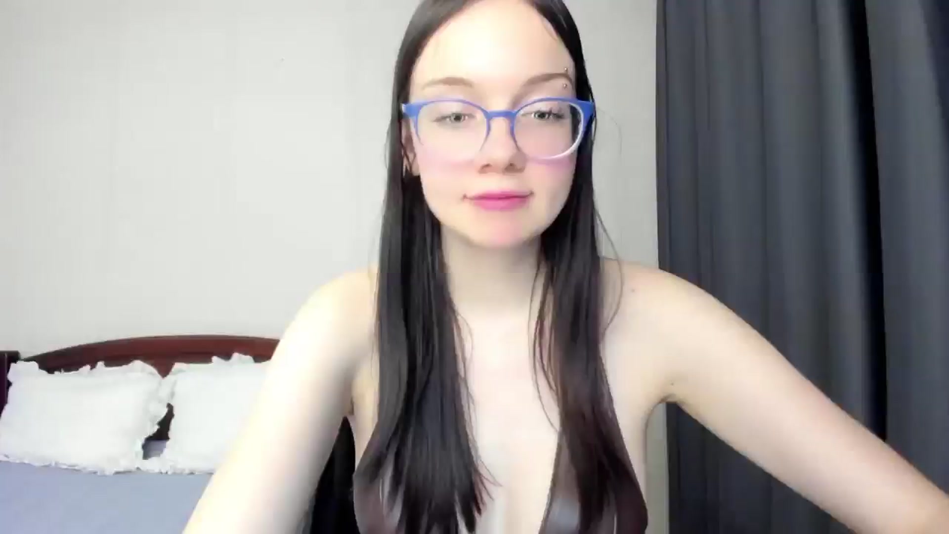 Gallery image thumbnail from Baby_Melania's myfreecams stream on, 12/23/2025, 23:41 image 14 of 20
