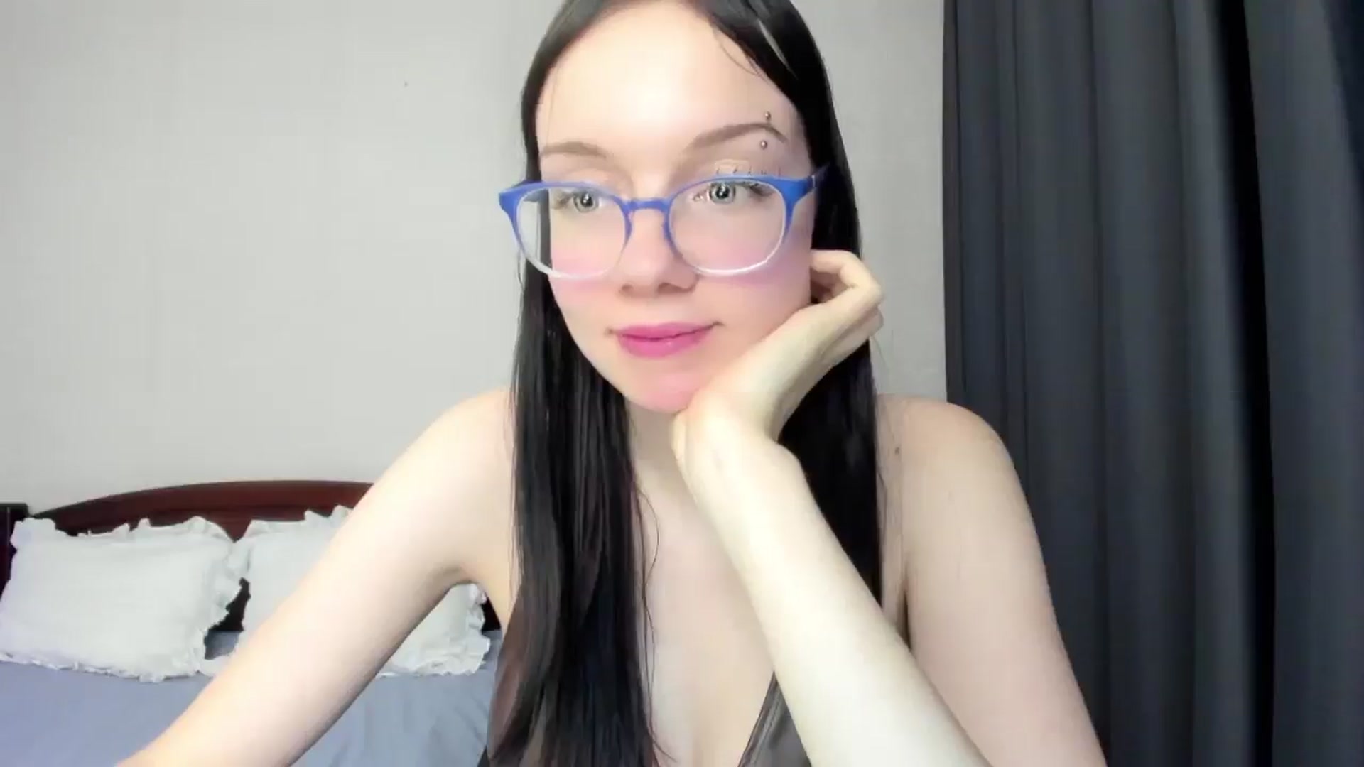 Gallery image thumbnail from Baby_Melania's myfreecams stream on, 12/23/2025, 23:41 image 11 of 20
