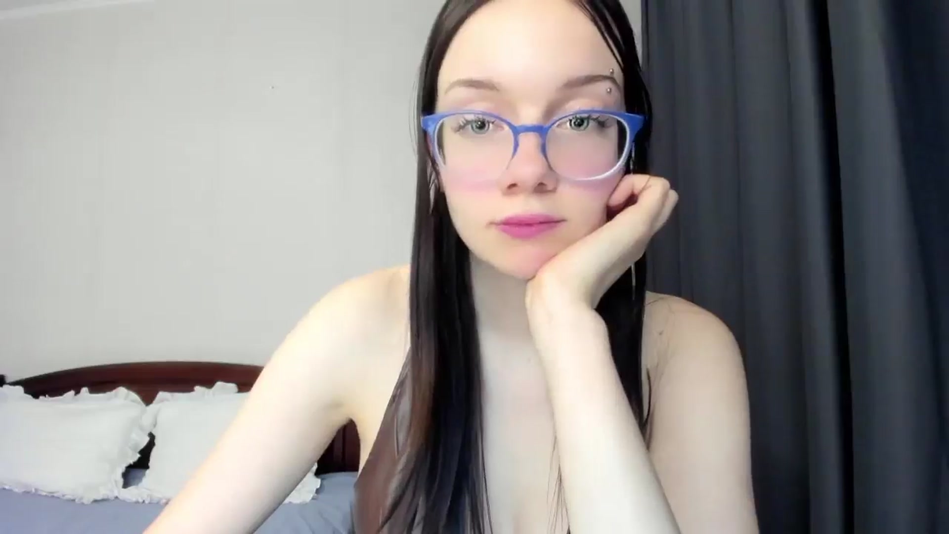 Gallery image thumbnail from Baby_Melania's myfreecams stream on, 12/24/2025, 03:12 image 18 of 20