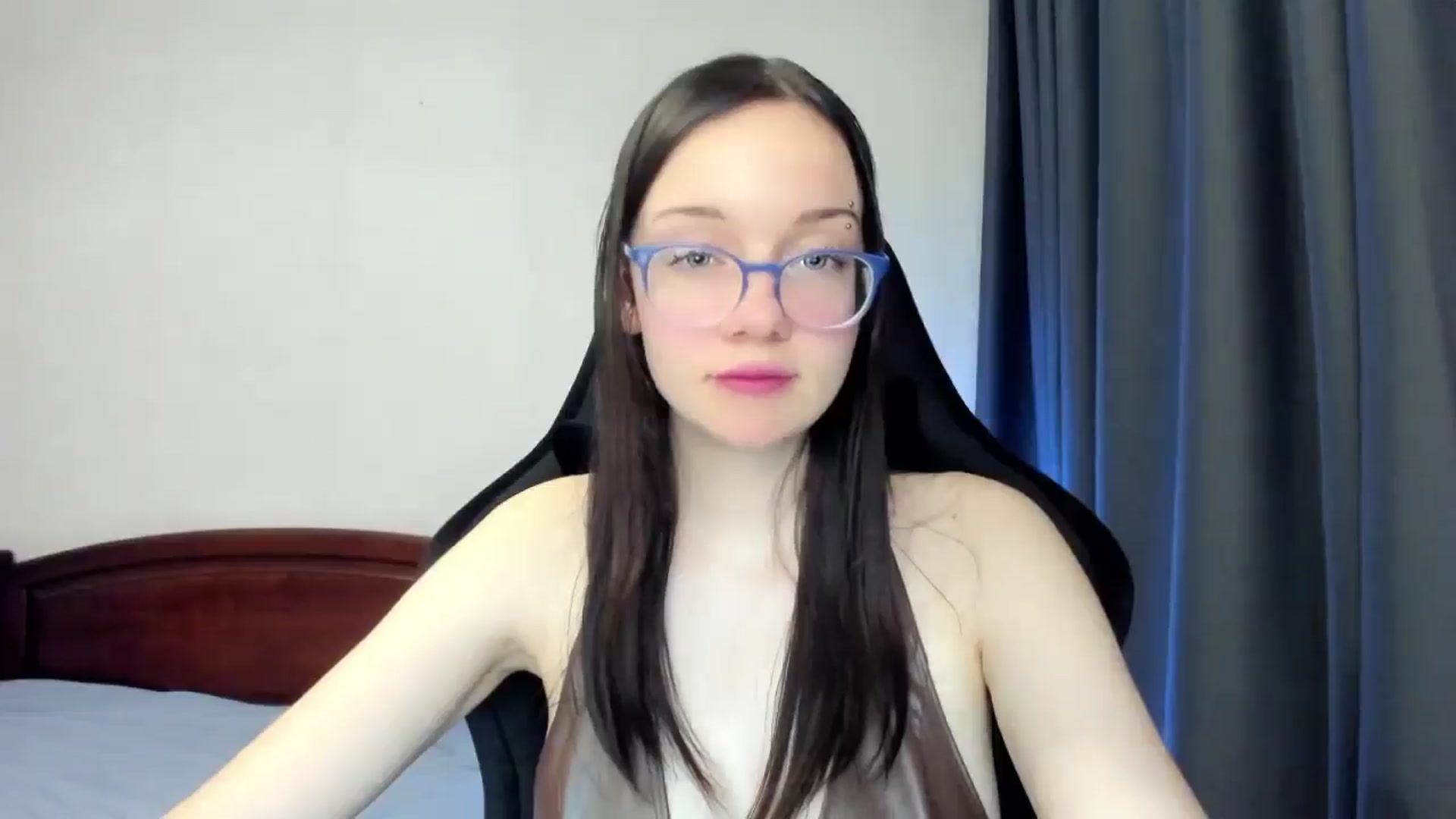 Gallery image thumbnail from Baby_Melania's myfreecams stream on, 12/25/2025, 23:57 image 10 of 20