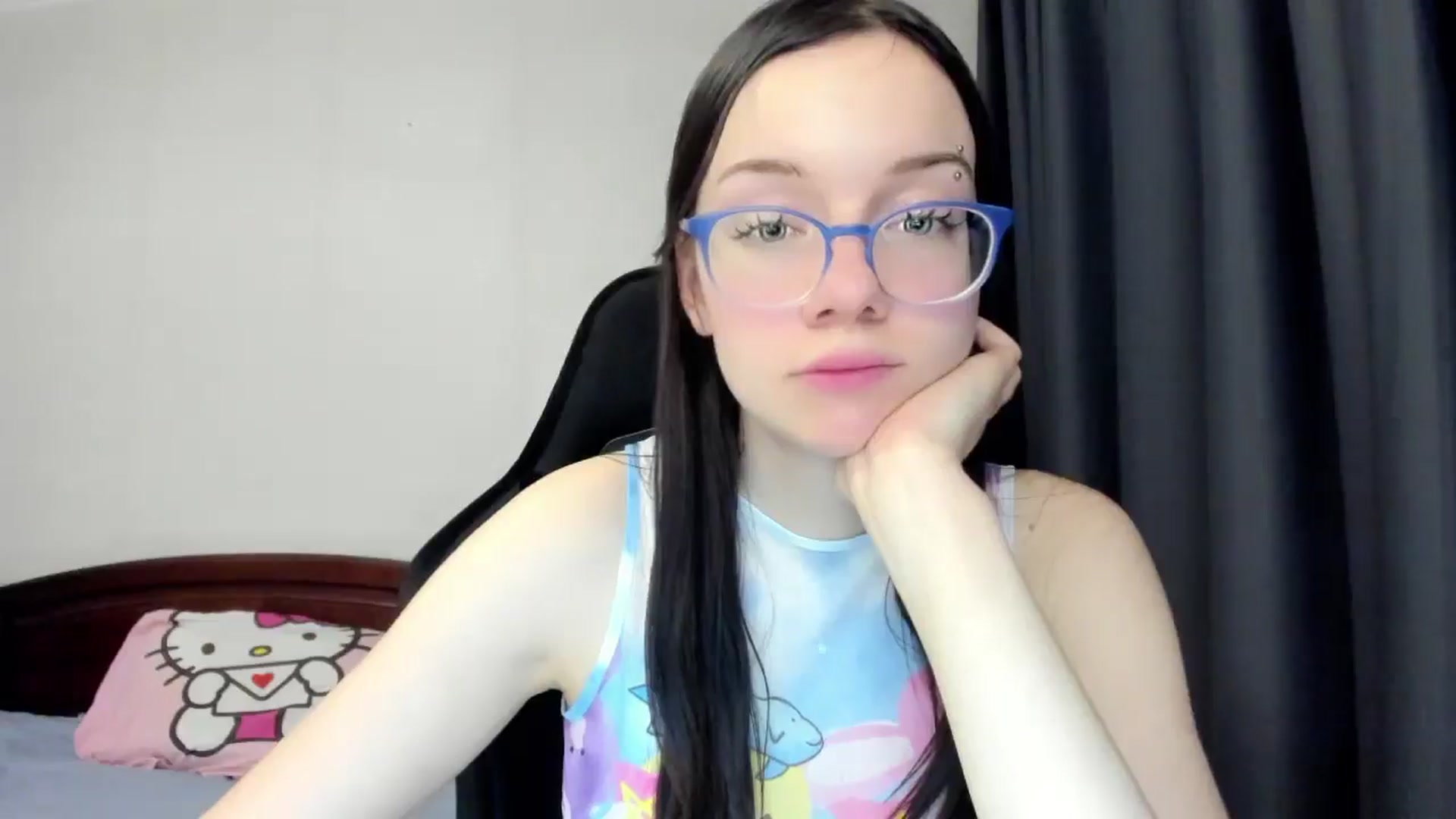 Gallery image thumbnail from Baby_Melania's myfreecams stream on, 12/27/2025, 23:54 image 9 of 20