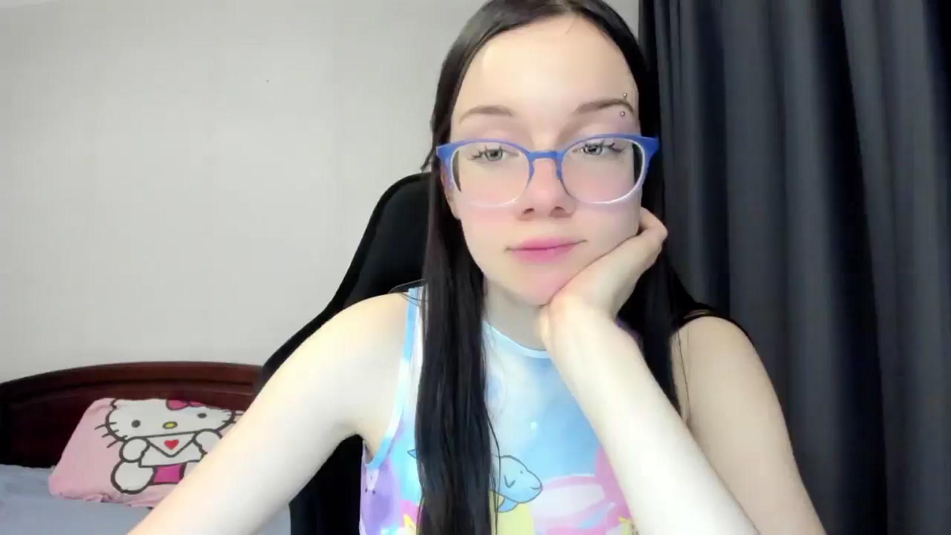 Gallery image thumbnail from Baby_Melania's myfreecams stream on, 12/27/2025, 23:54 image 8 of 20