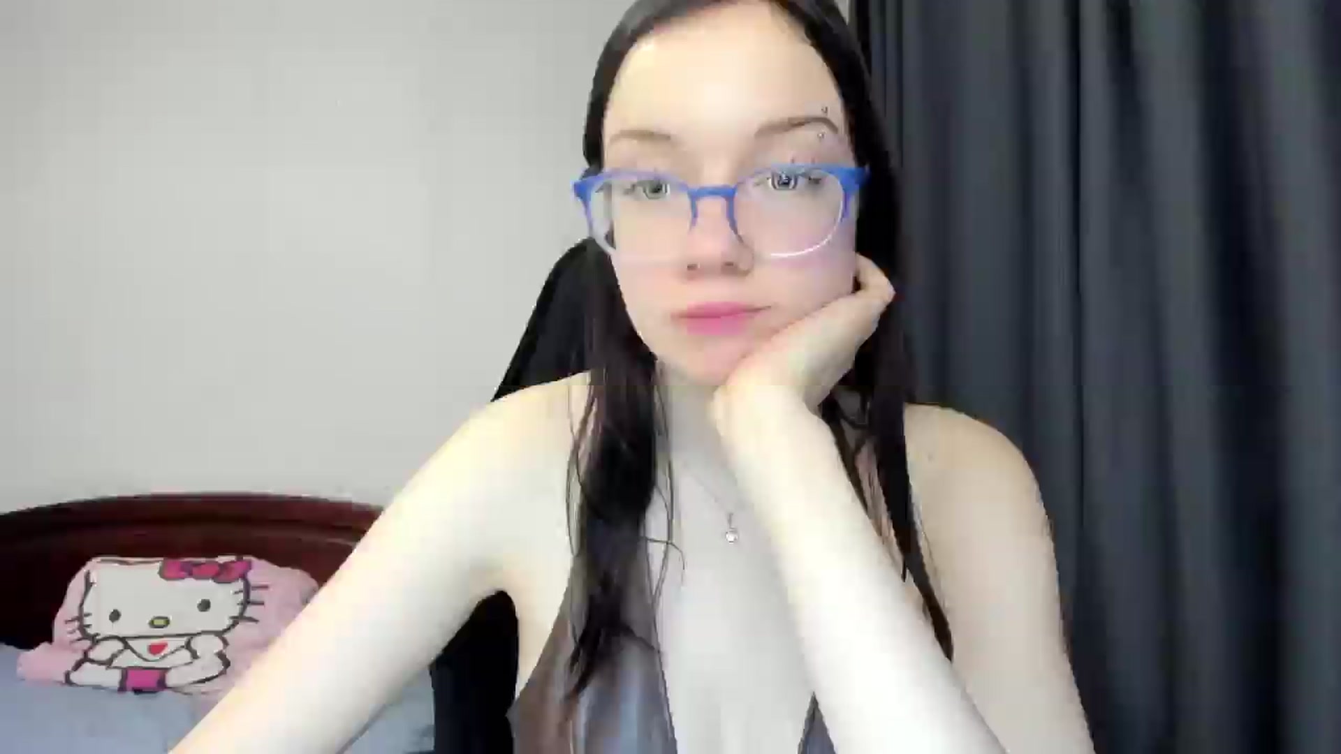 Gallery image thumbnail from Baby_Melania's myfreecams stream on, 12/28/2025, 19:35 image 8 of 20
