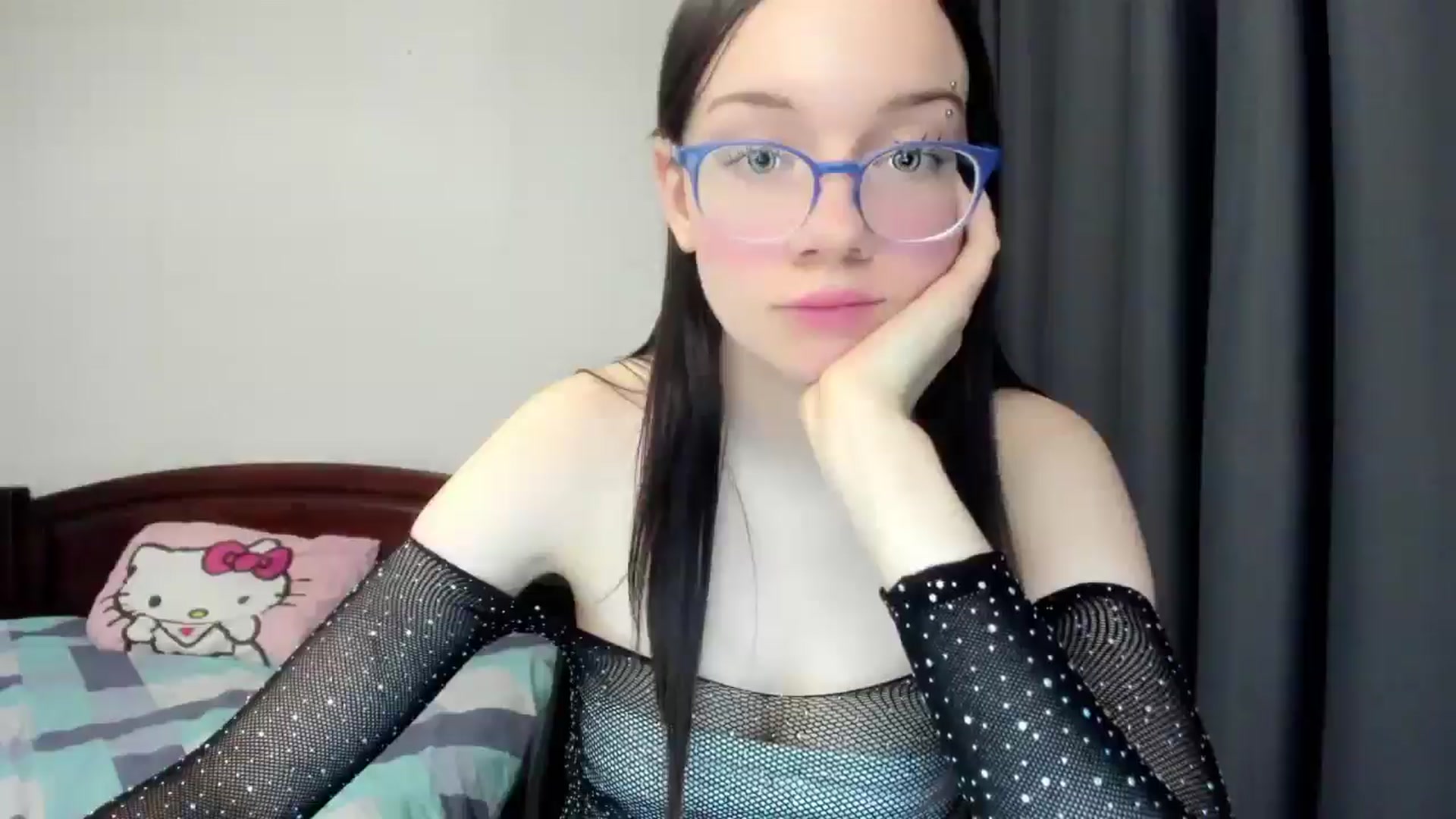 Gallery image thumbnail from Baby_Melania's myfreecams stream on, 12/30/2025, 21:10 image 9 of 20