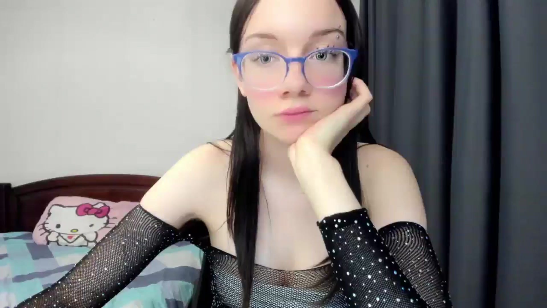 Gallery image thumbnail from Baby_Melania's myfreecams stream on, 12/30/2025, 21:10 image 16 of 20