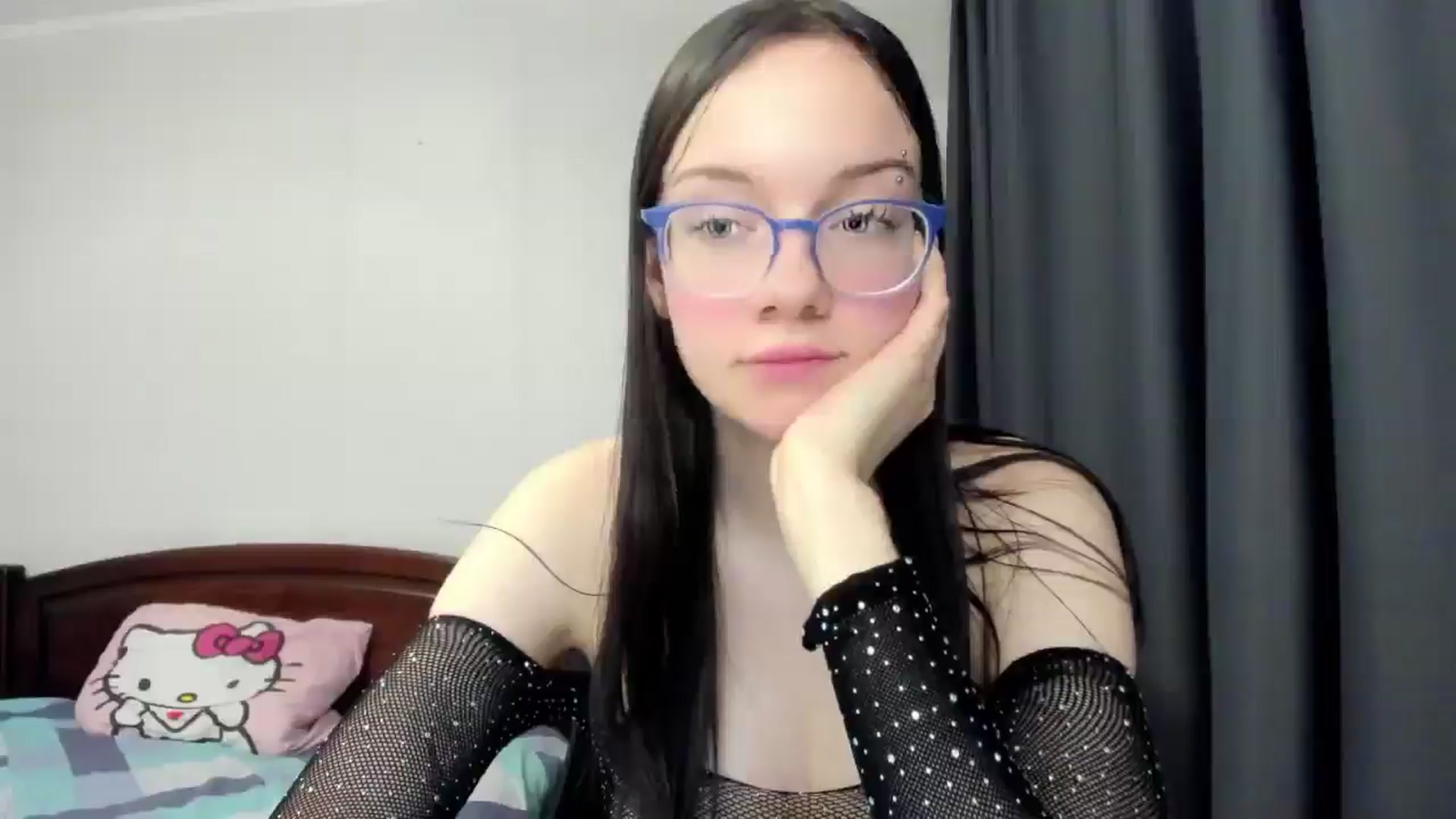 Gallery image thumbnail from Baby_Melania's myfreecams stream on, 12/30/2025, 22:19 image 3 of 20