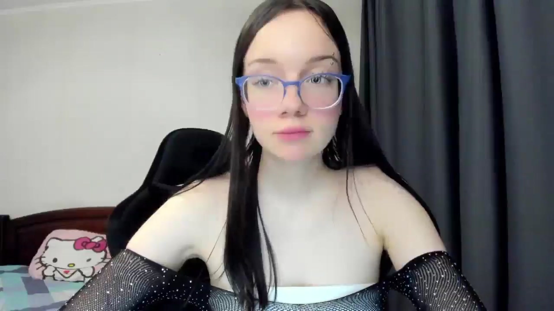 Gallery image thumbnail from Baby_Melania's myfreecams stream on, 12/30/2025, 22:19 image 17 of 20