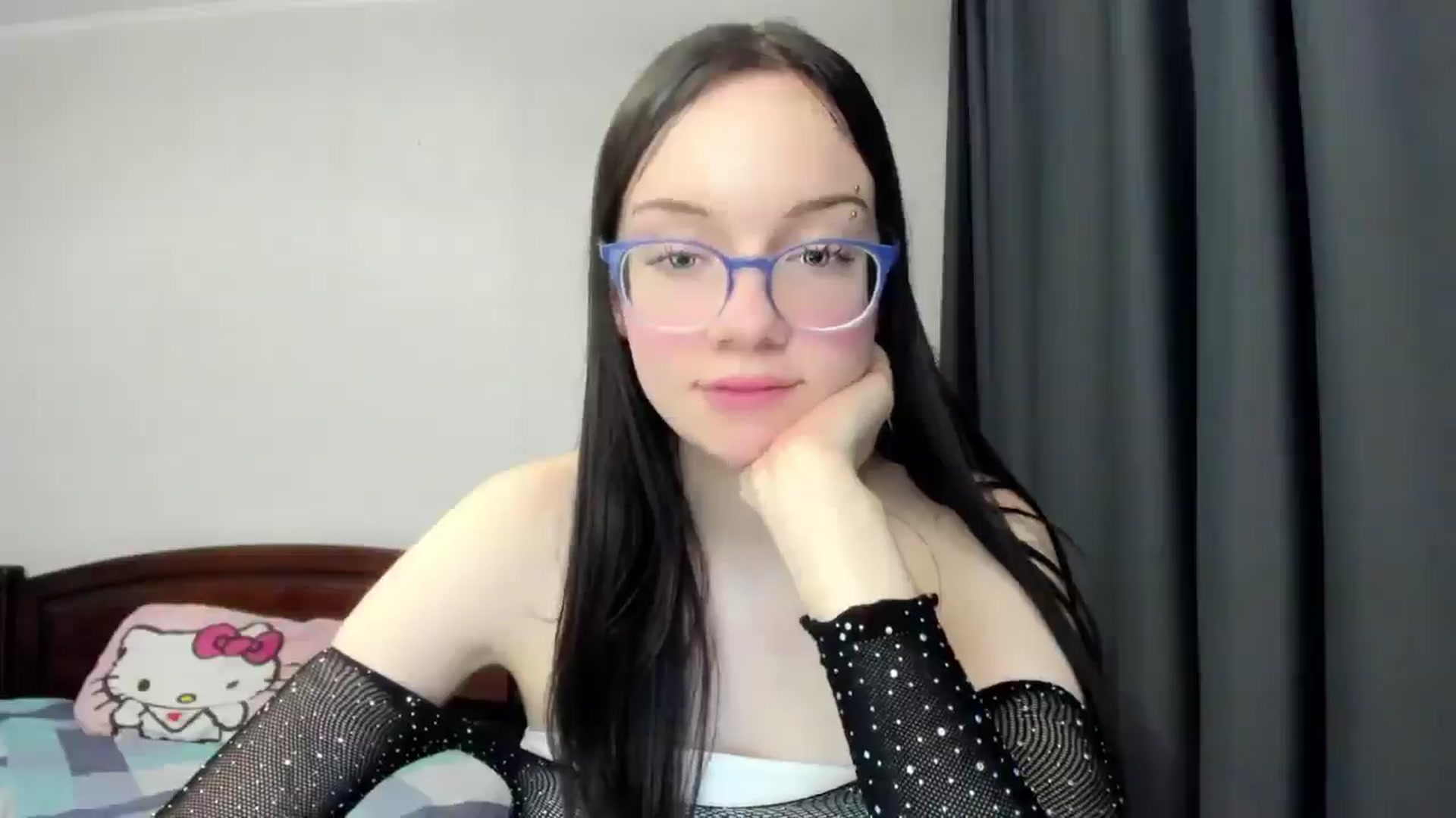 Gallery image thumbnail from Baby_Melania's myfreecams stream on, 12/30/2025, 22:19 image 11 of 20