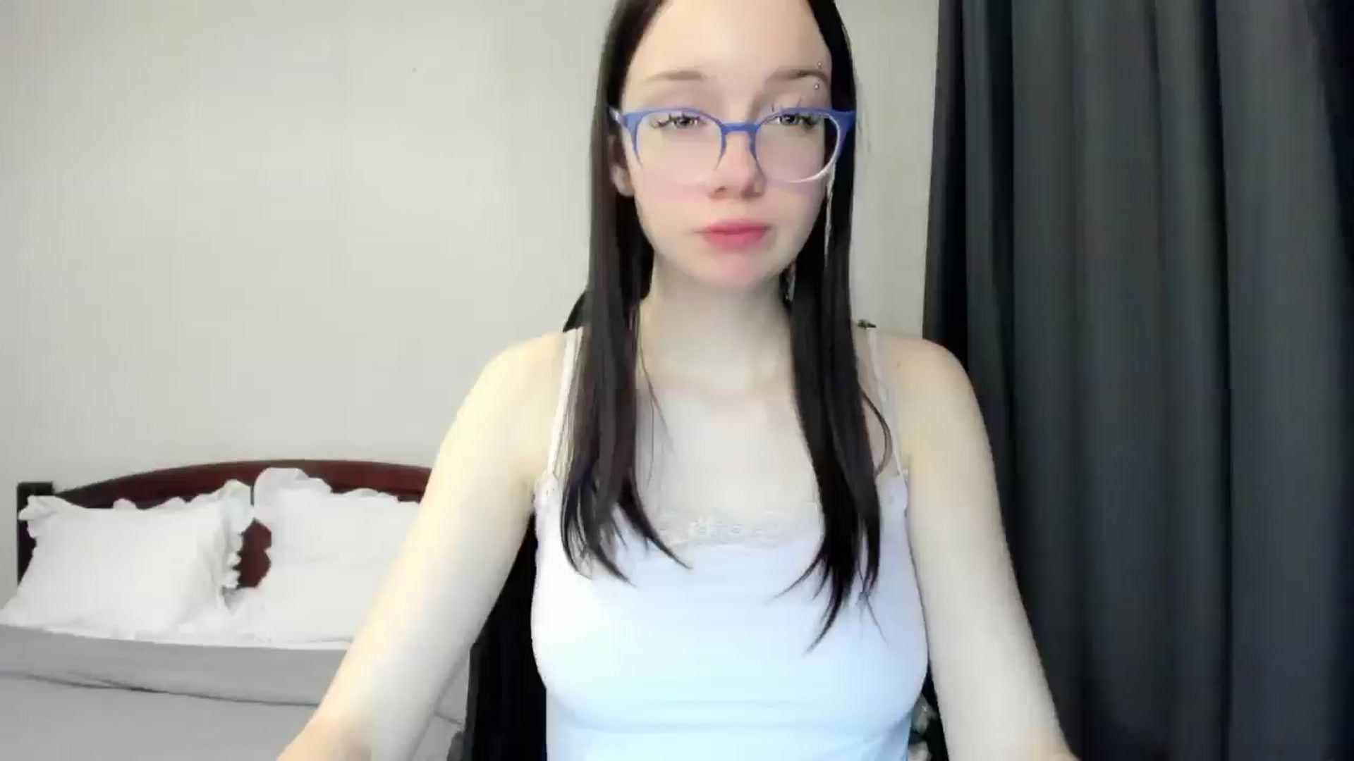 Gallery image thumbnail from Baby_Melania's myfreecams stream on, 01/08/2026, 19:16 image 19 of 20