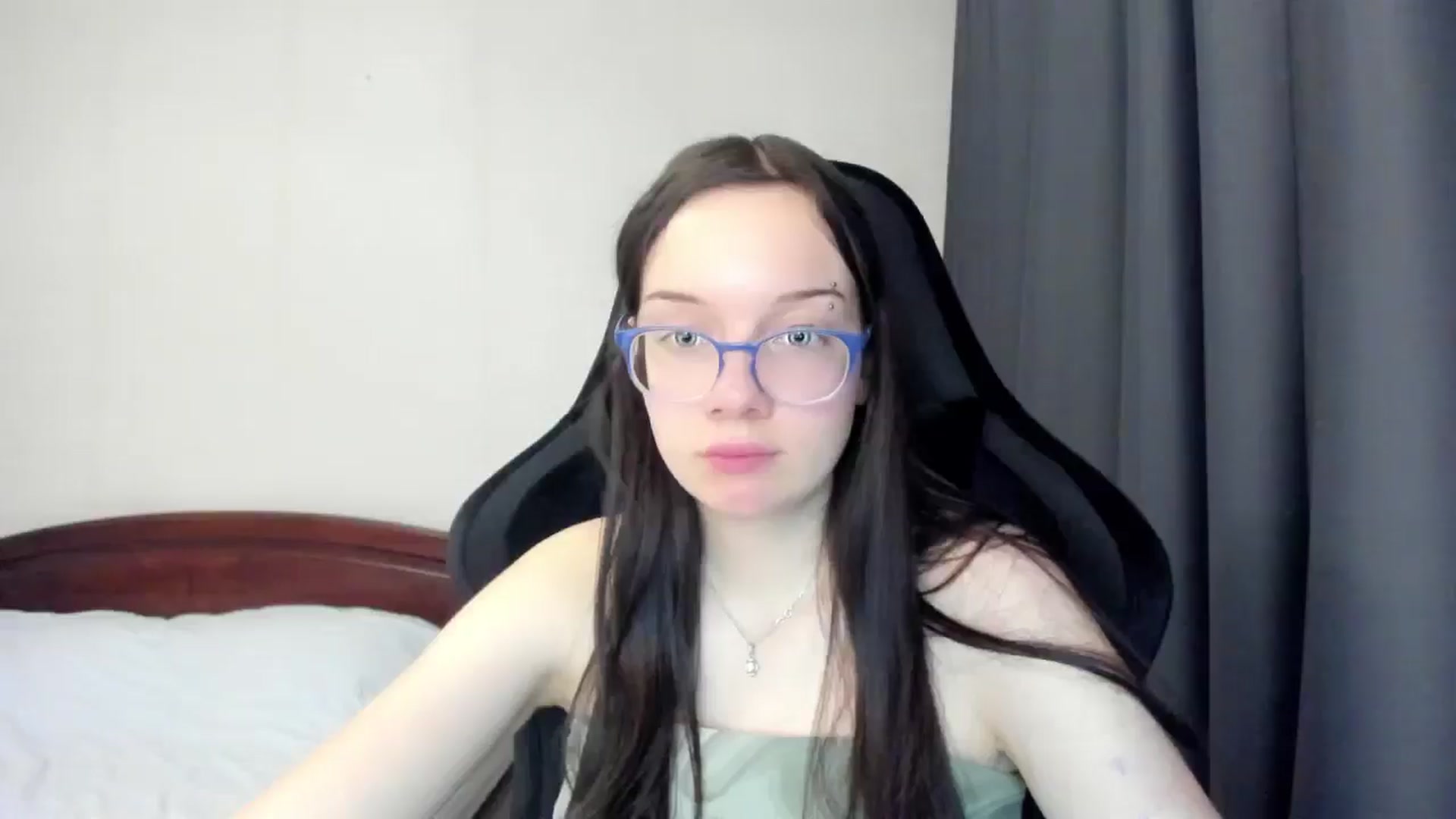 Gallery image thumbnail from Baby_Melania's myfreecams stream on, 03/05/2026, 02:24 image 14 of 20