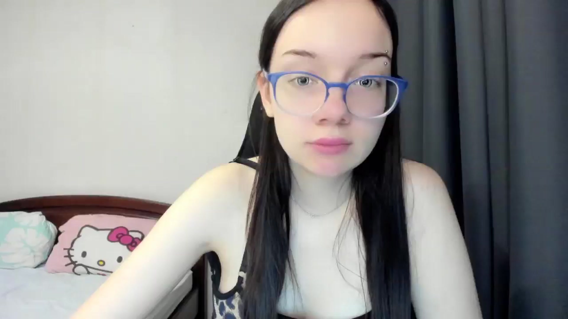Gallery image thumbnail from Baby_Melania's myfreecams stream on, 03/06/2026, 13:21 image 1 of 20