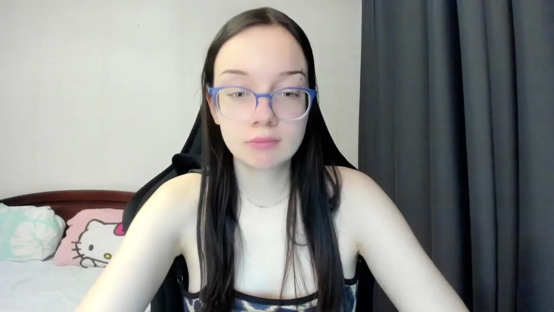 Gallery image thumbnail from Baby_Melania's myfreecams stream on, 03/06/2026, 13:21 image 10 of 20