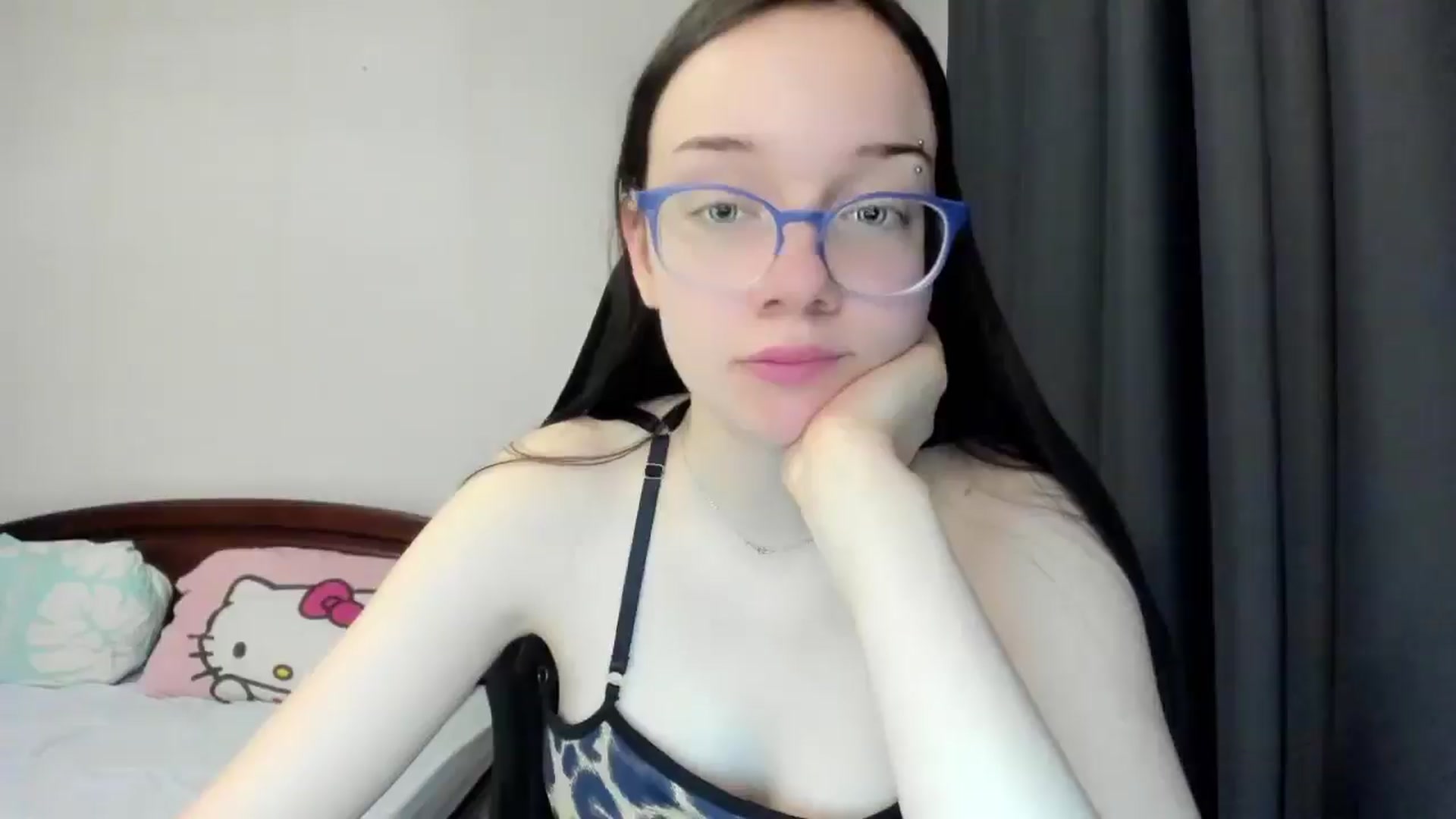Gallery image thumbnail from Baby_Melania's myfreecams stream on, 03/06/2026, 13:21 image 5 of 20